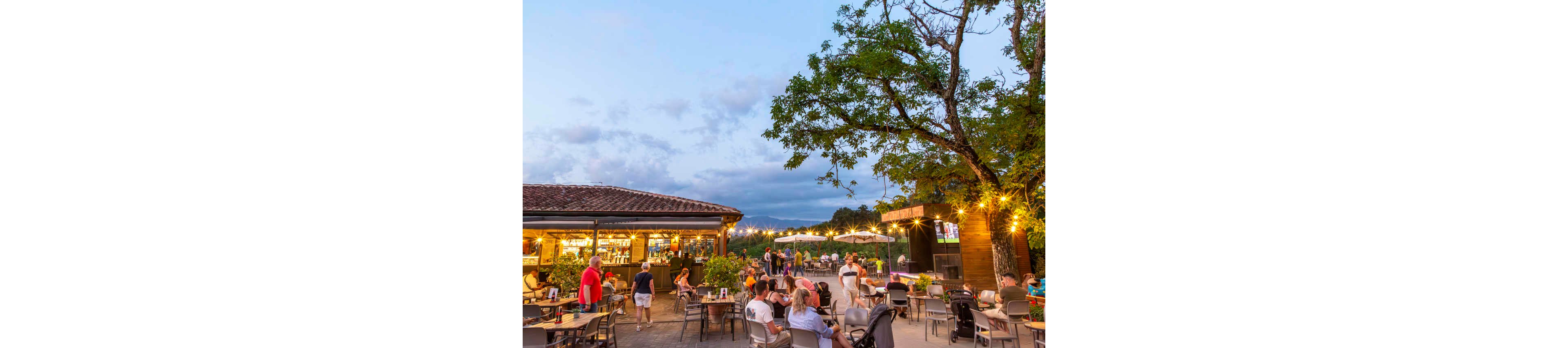 hu Norcenni Girasole Village - EUROCAMP