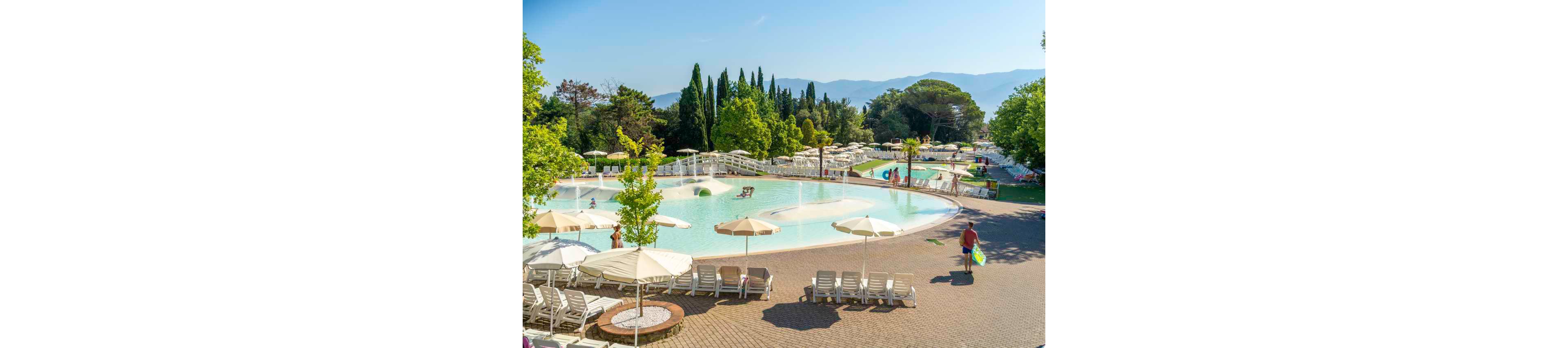 hu Norcenni Girasole Village - EUROCAMP