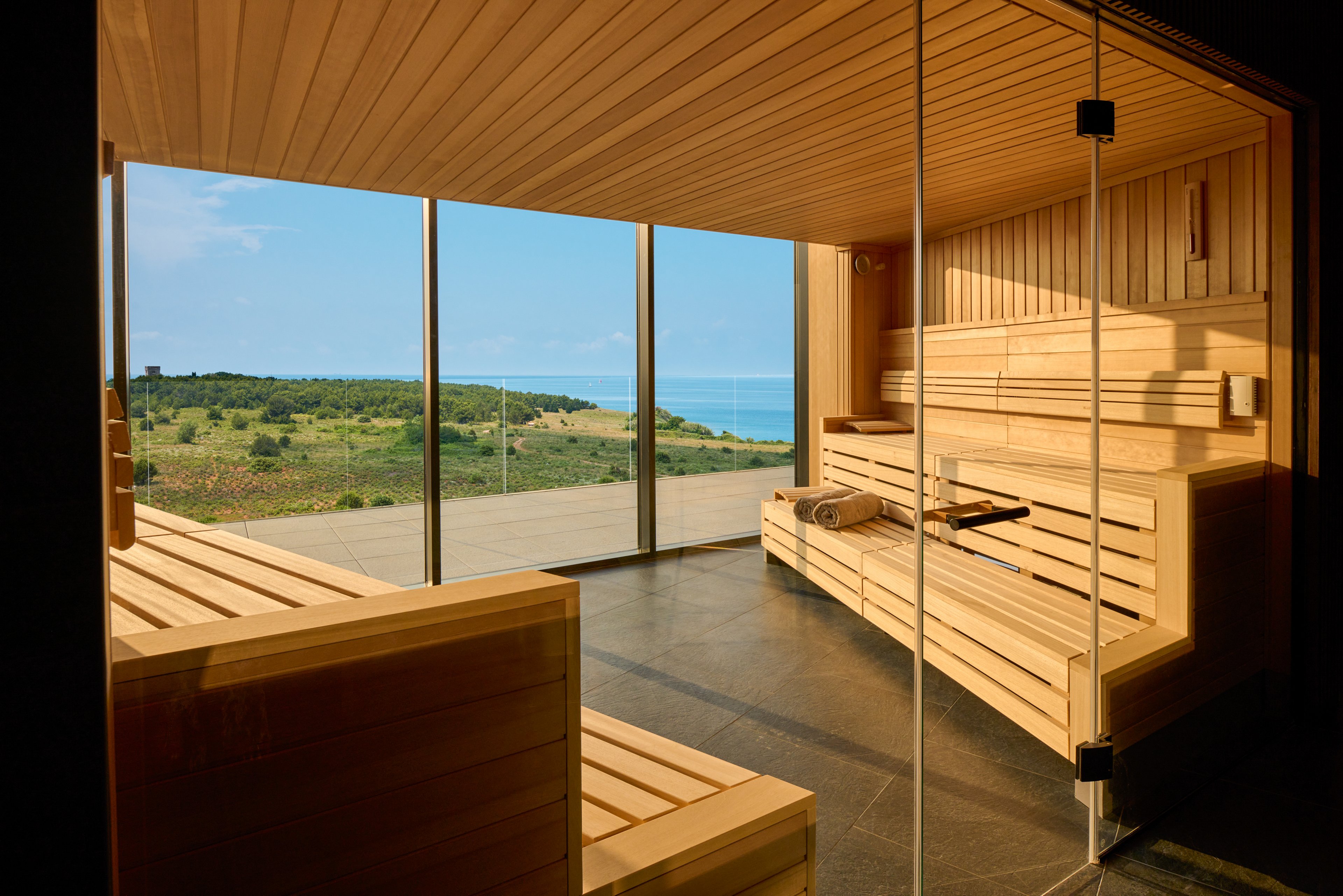 Petram Resort & Residences