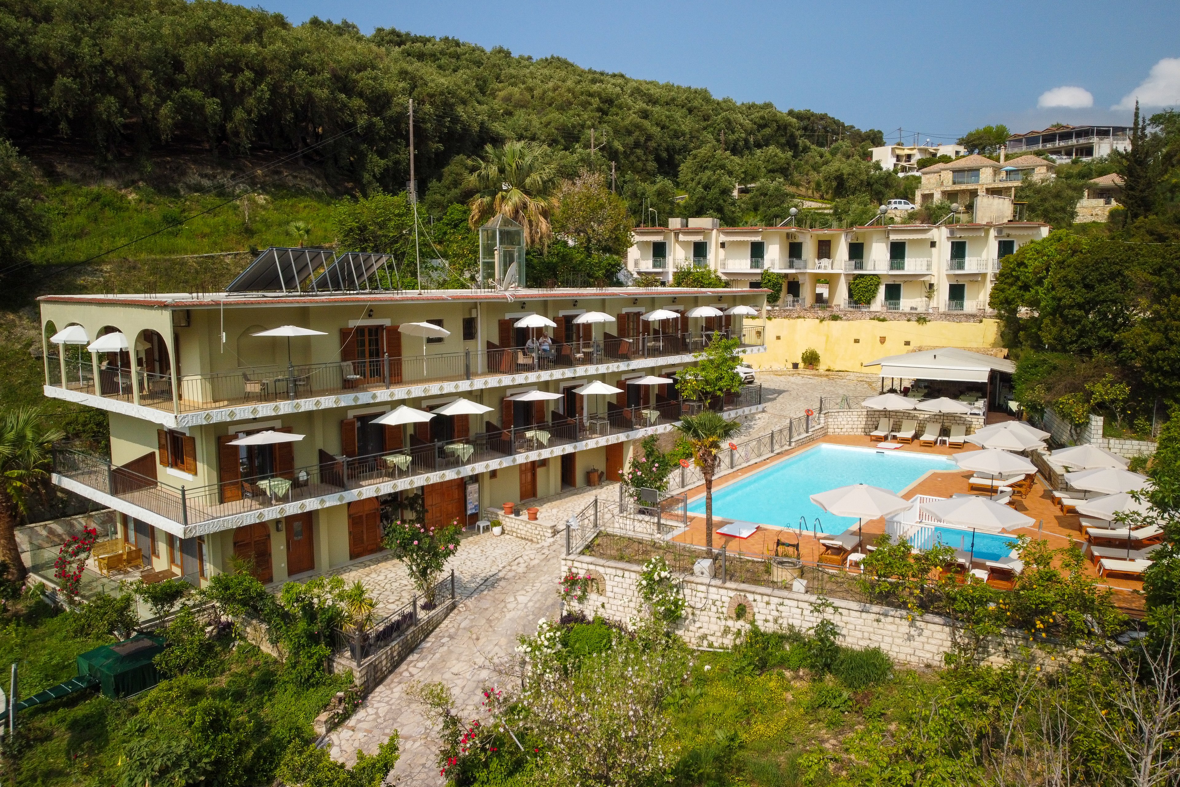 Bella Vista Hotel and Apartments