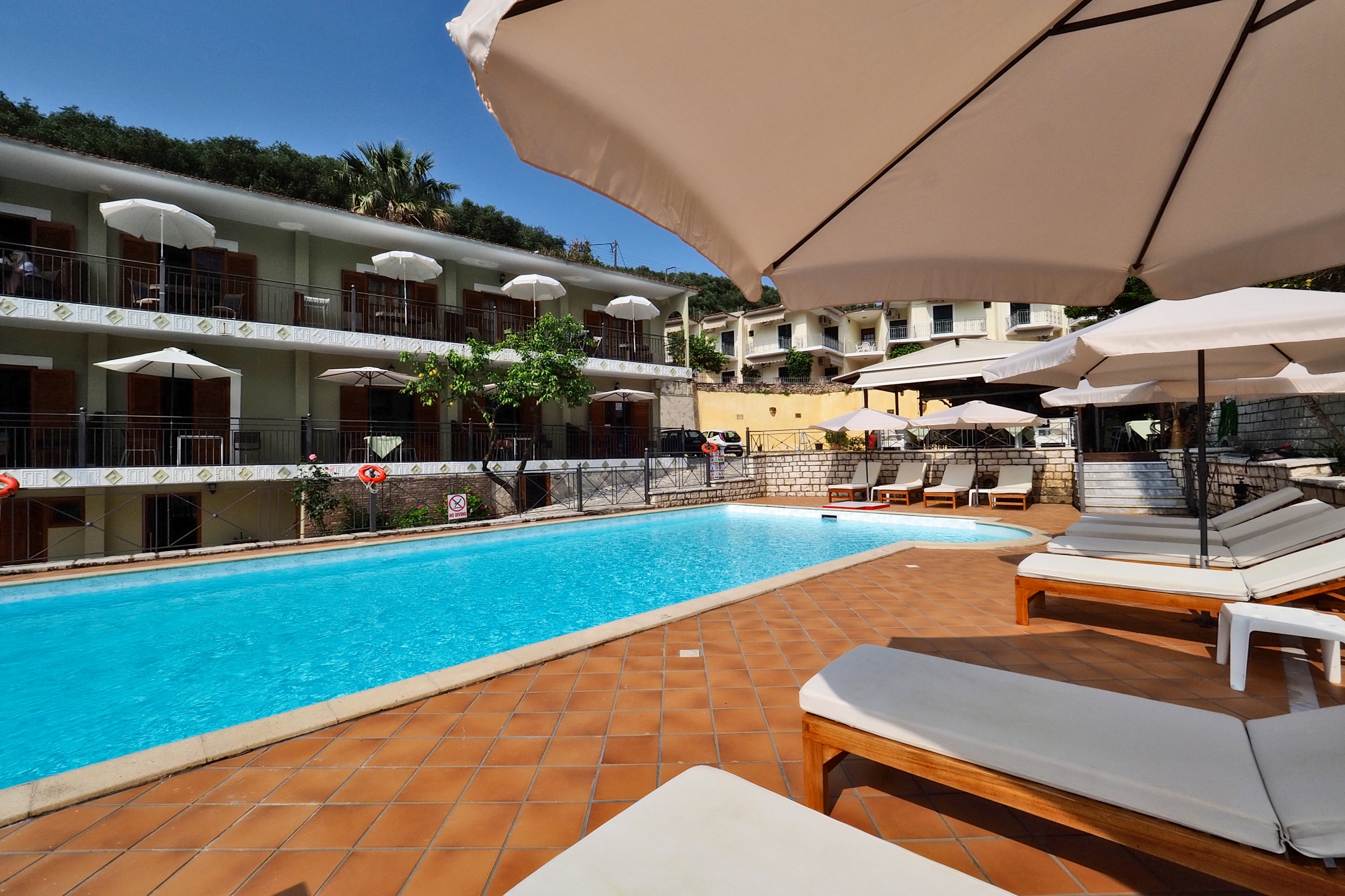 Bella Vista Hotel and Apartments