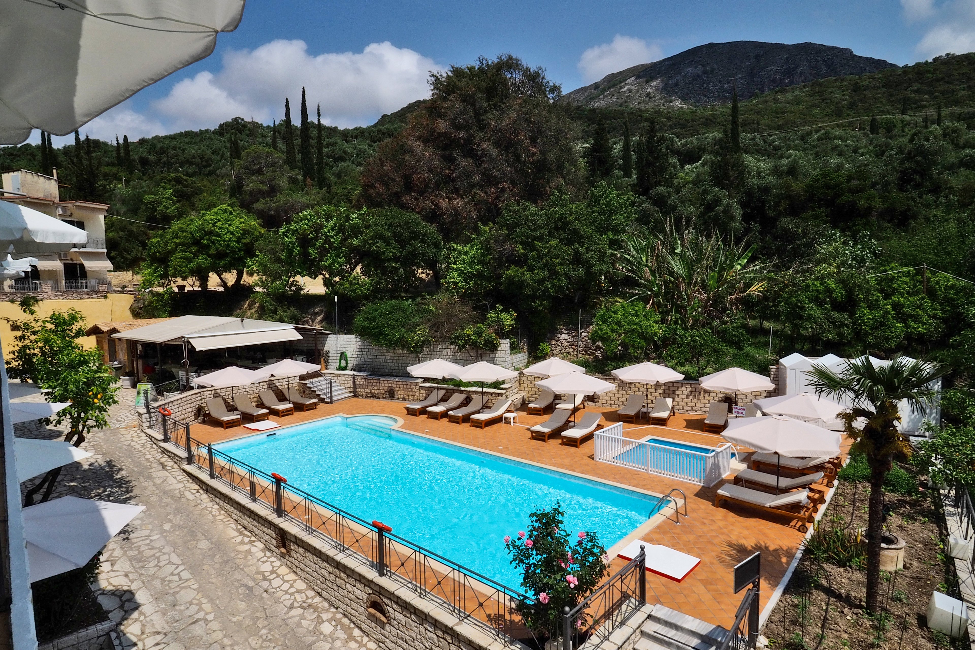 Bella Vista Hotel and Apartments