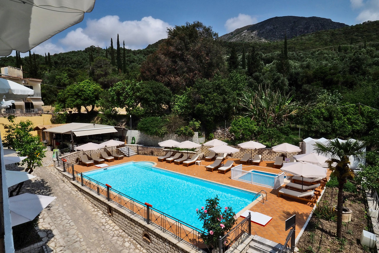 Bella Vista Hotel and Apartments