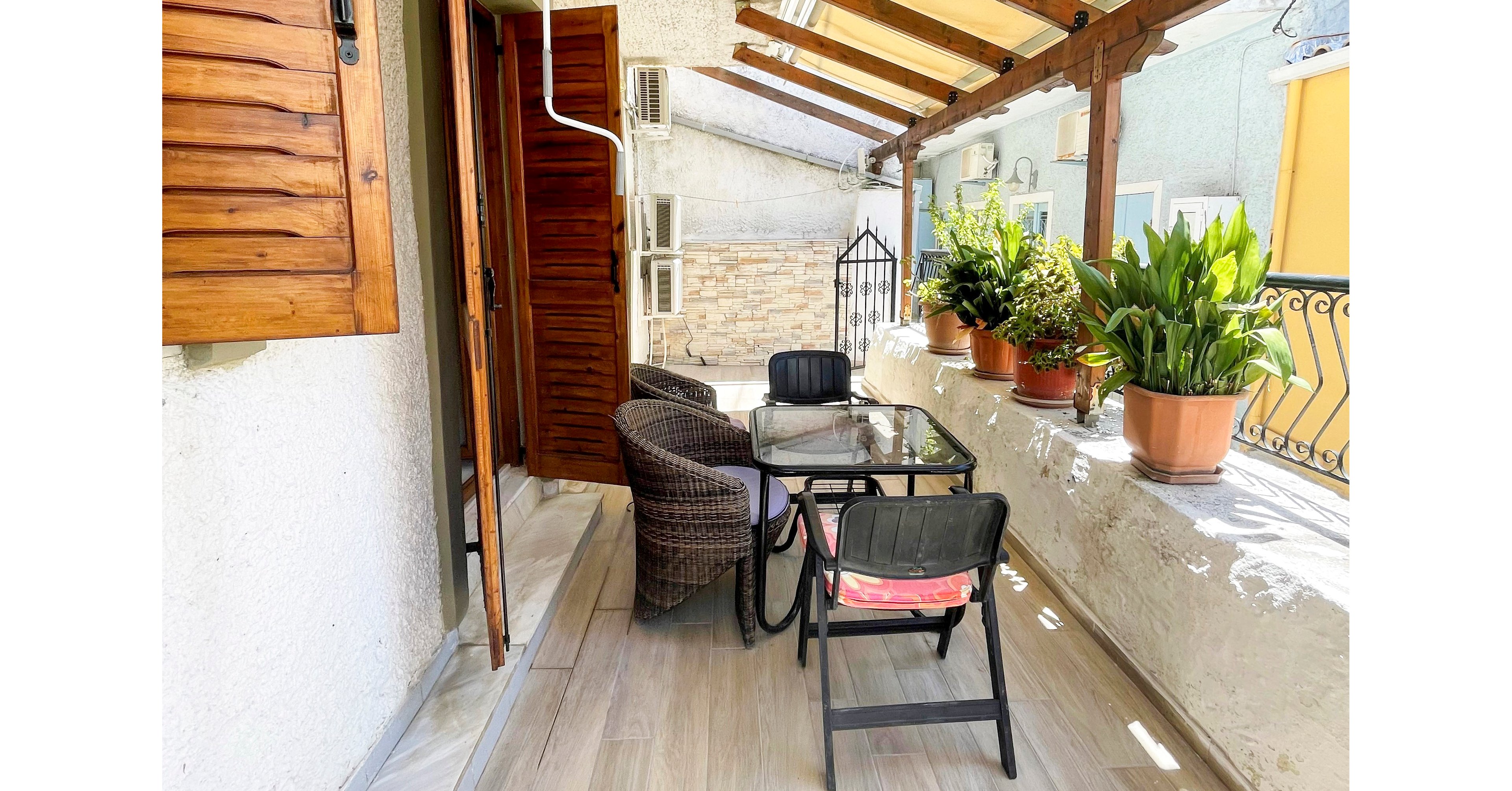 Olympic Studios & Apartments