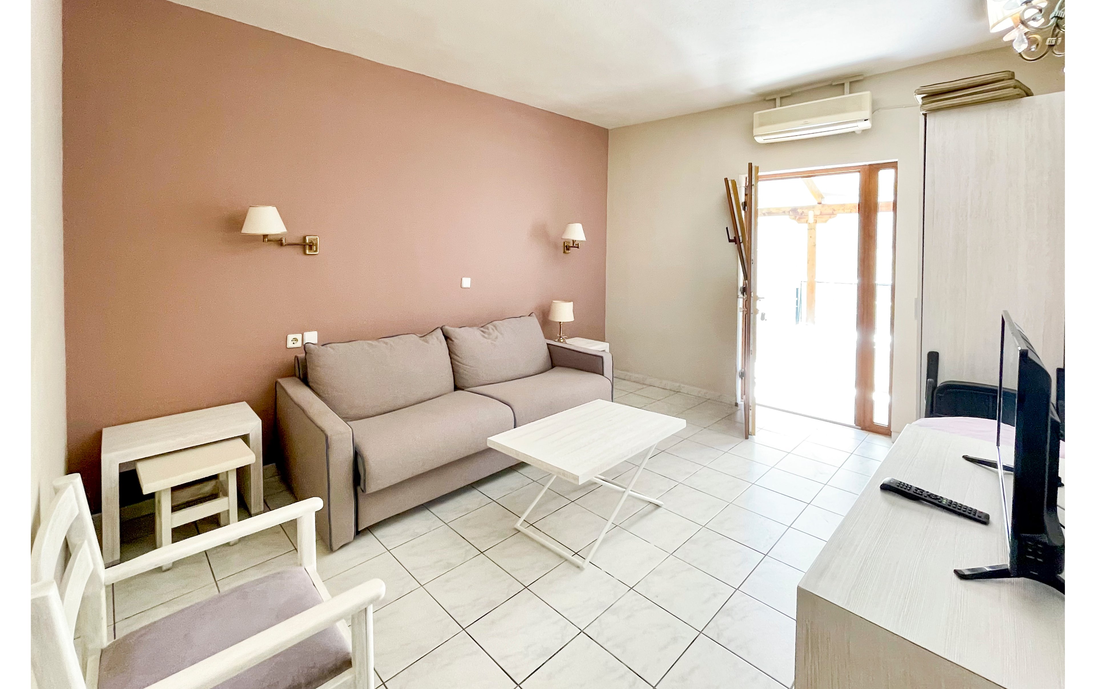 Olympic Studios & Apartments