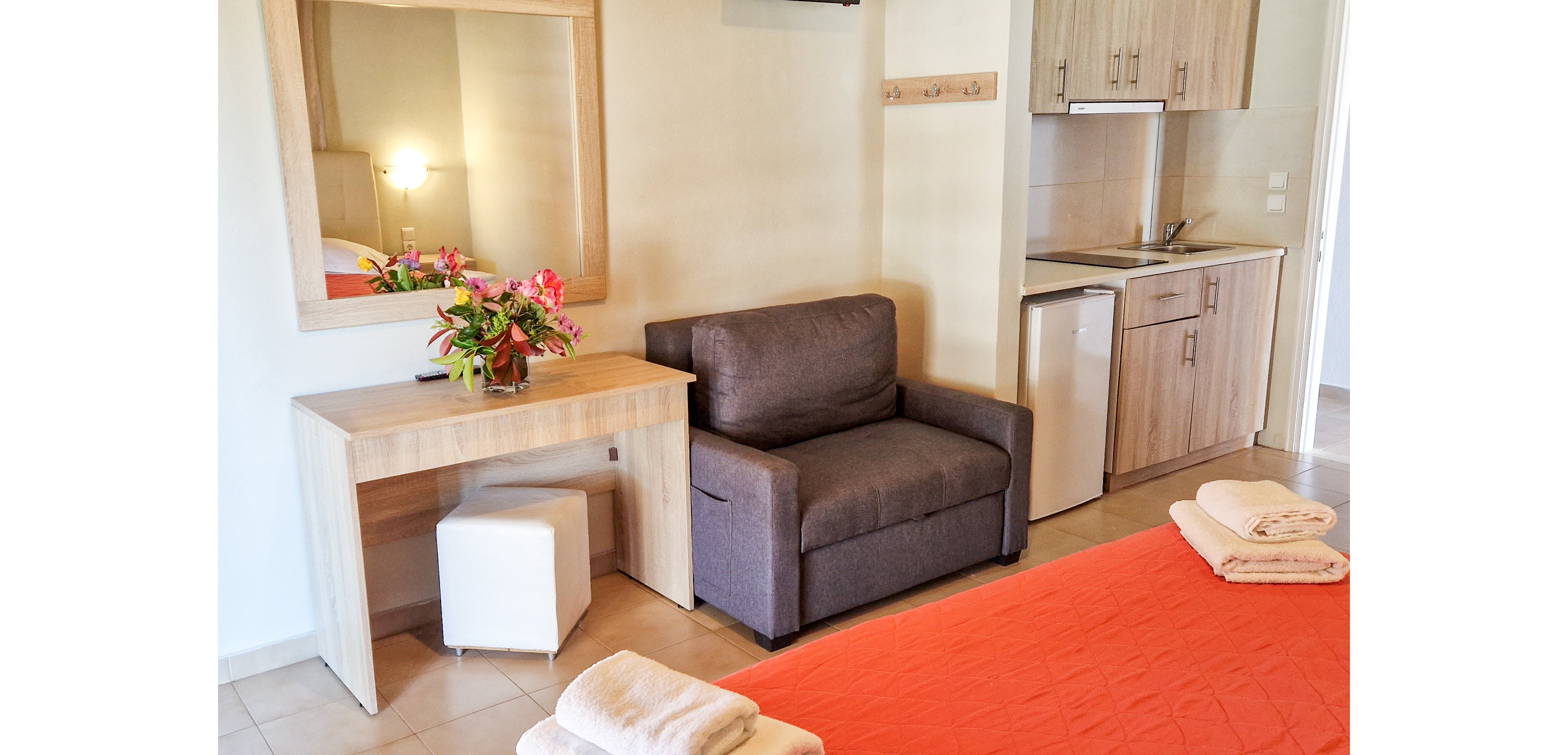 Christina Studios & Apartments