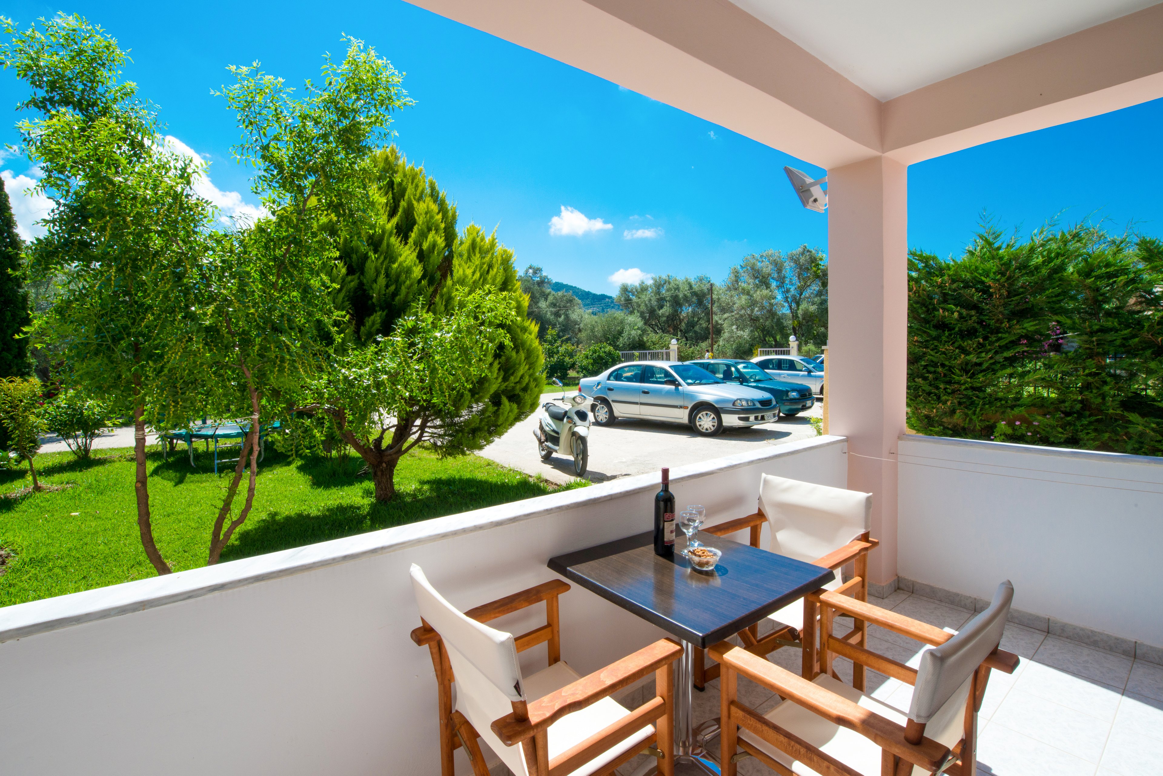 Christina Studios & Apartments