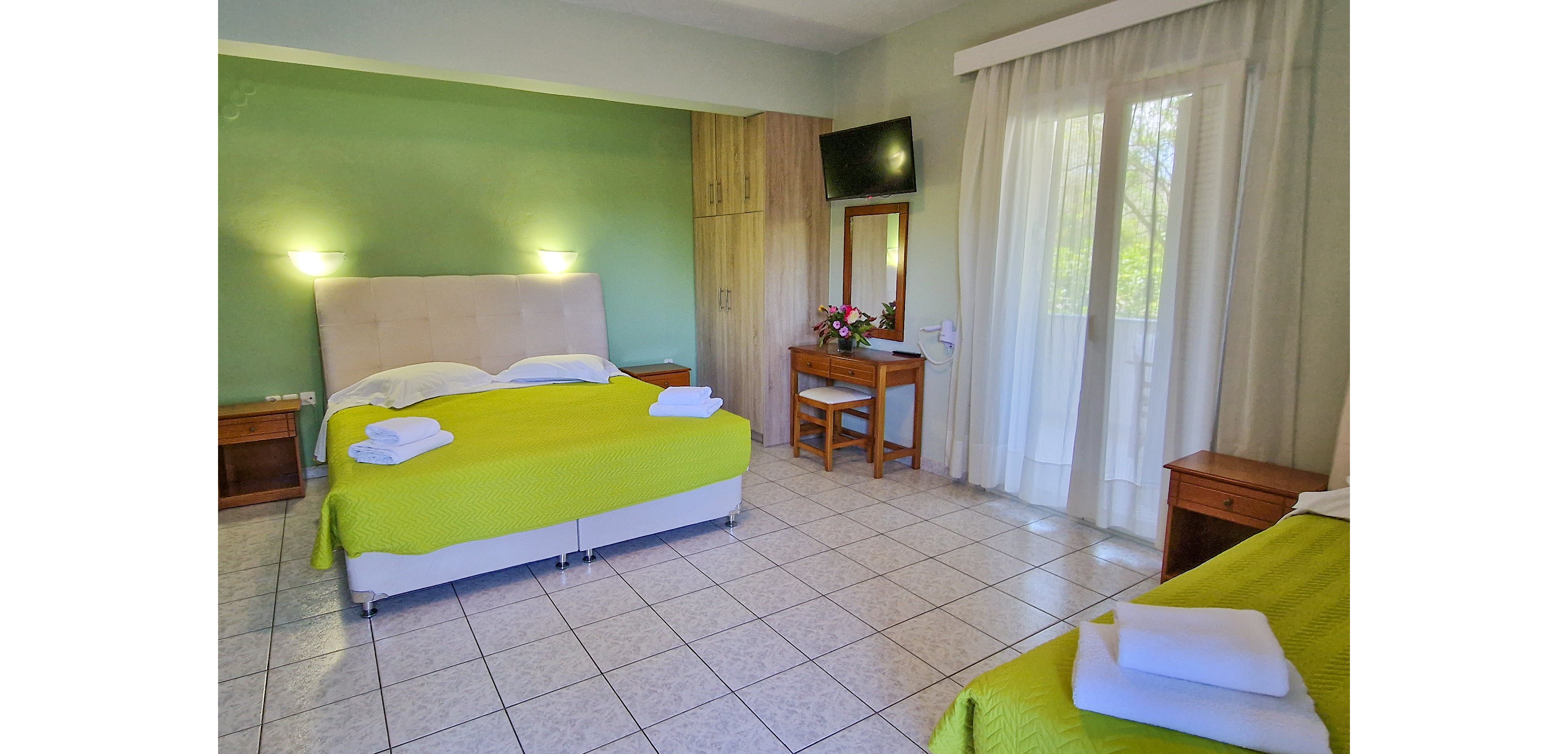 Christina Studios & Apartments