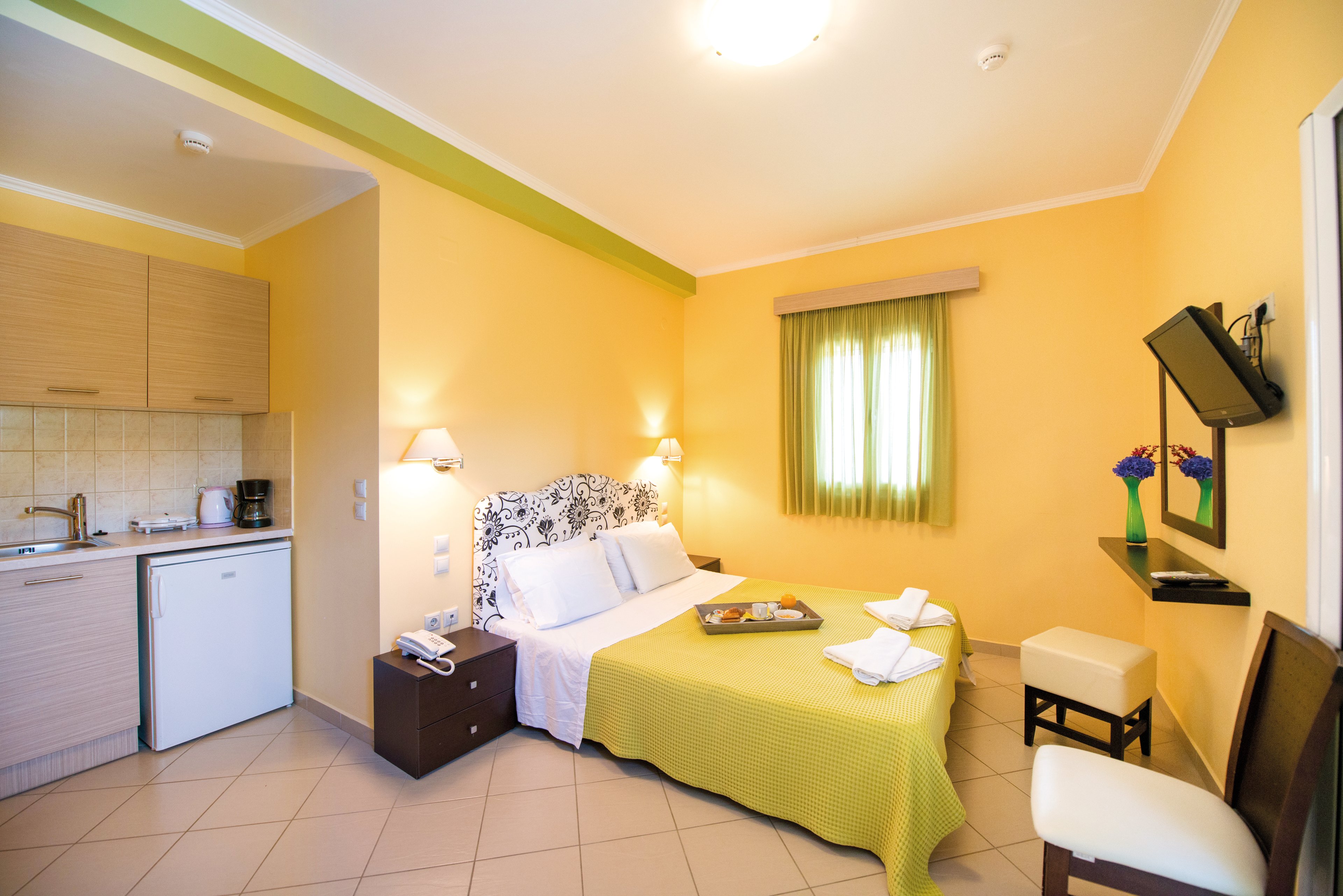 Christina Studios & Apartments