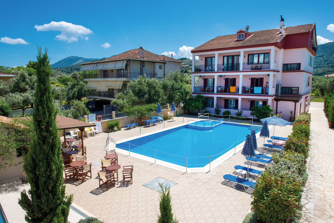 Christina Studios & Apartments