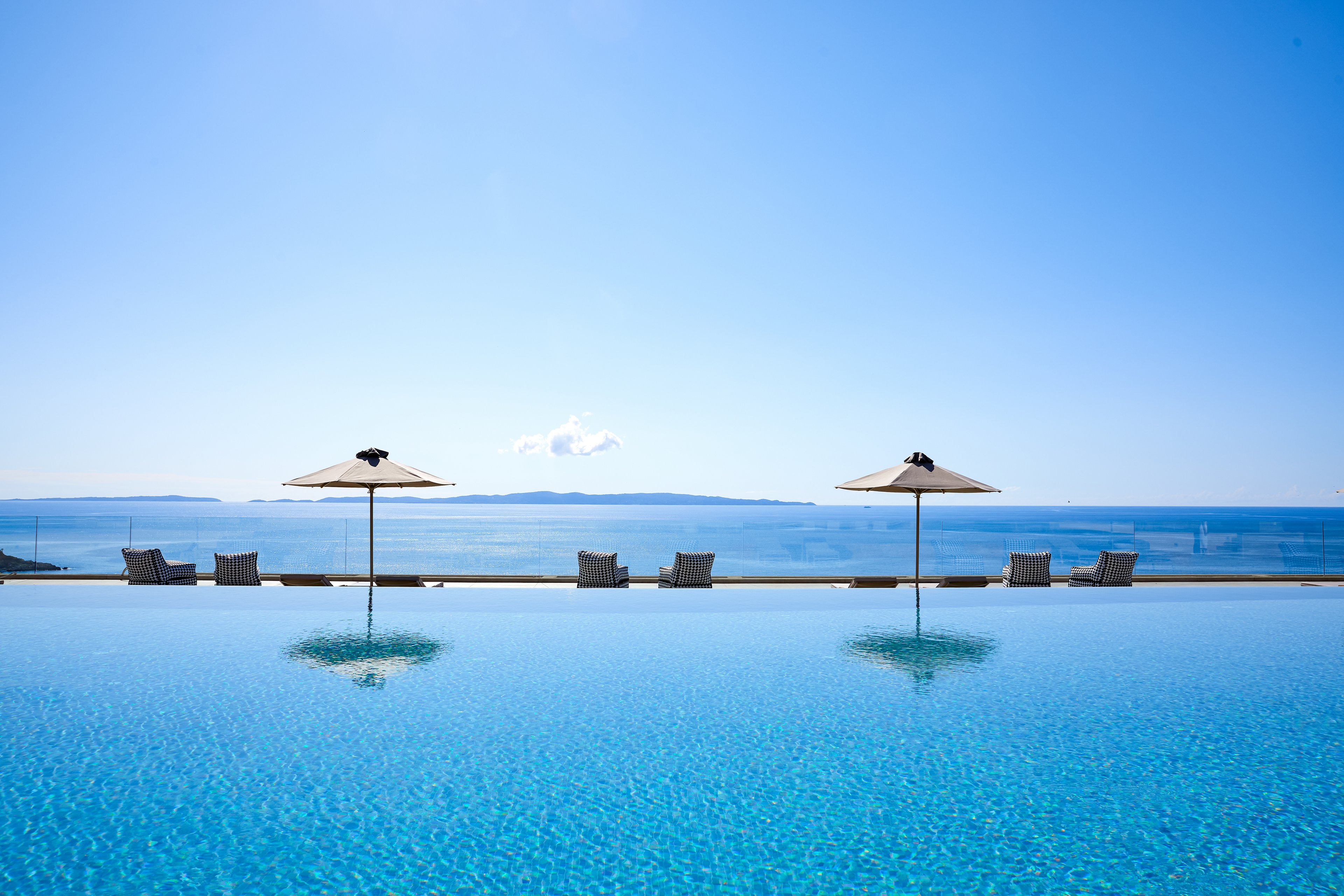 Elix Mar-Bella Collection