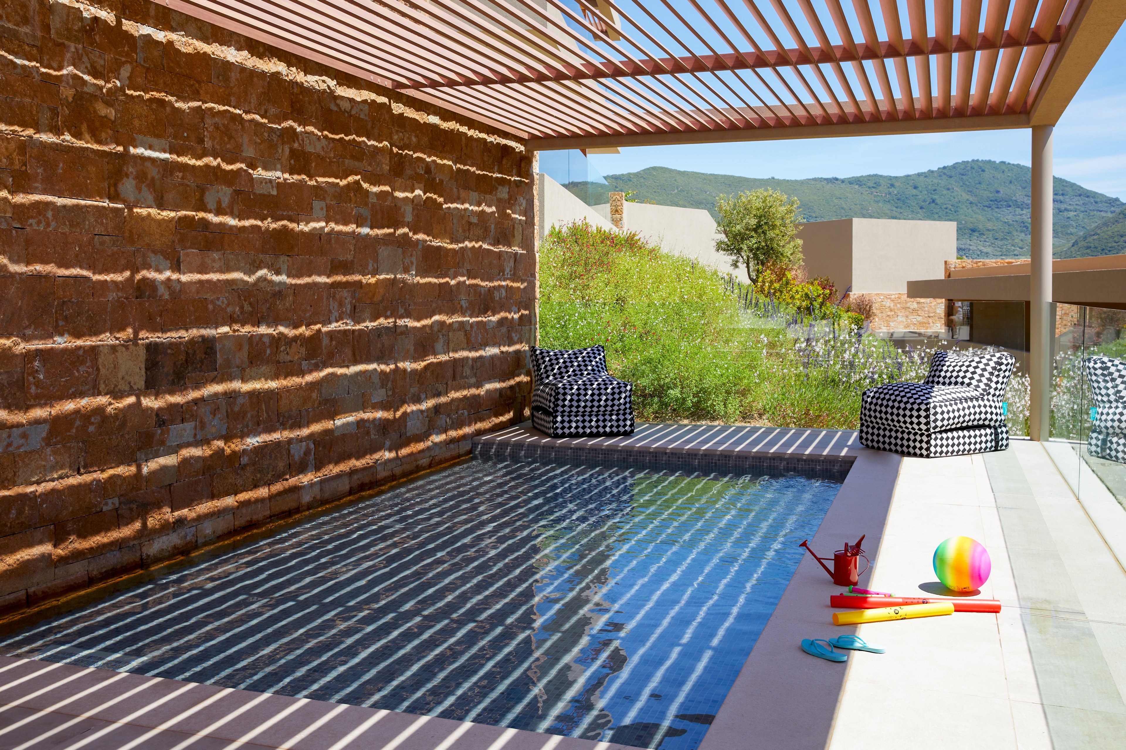 Elix Mar-Bella Collection