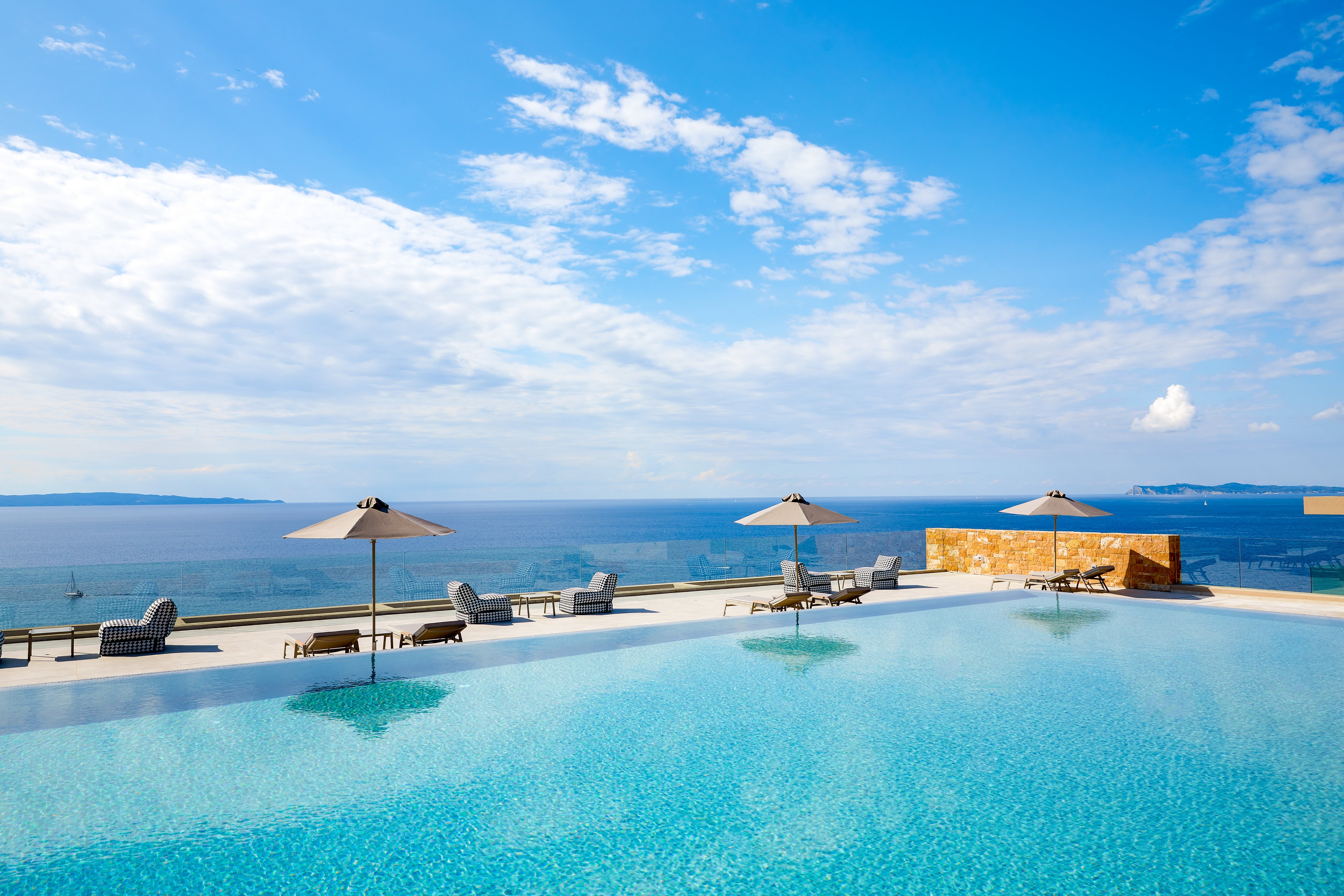 Elix Mar-Bella Collection