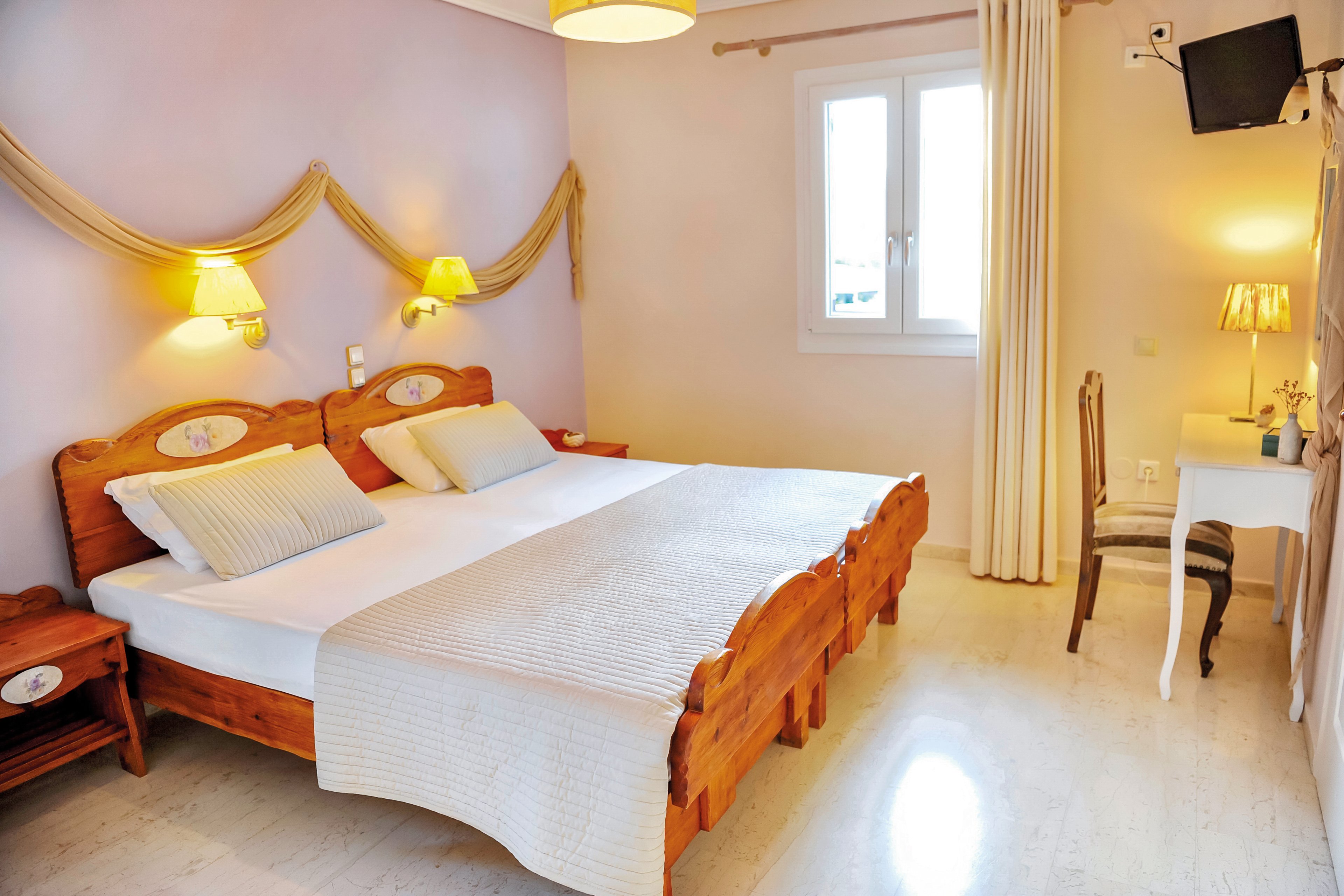 Alkyon Apartments & Villas