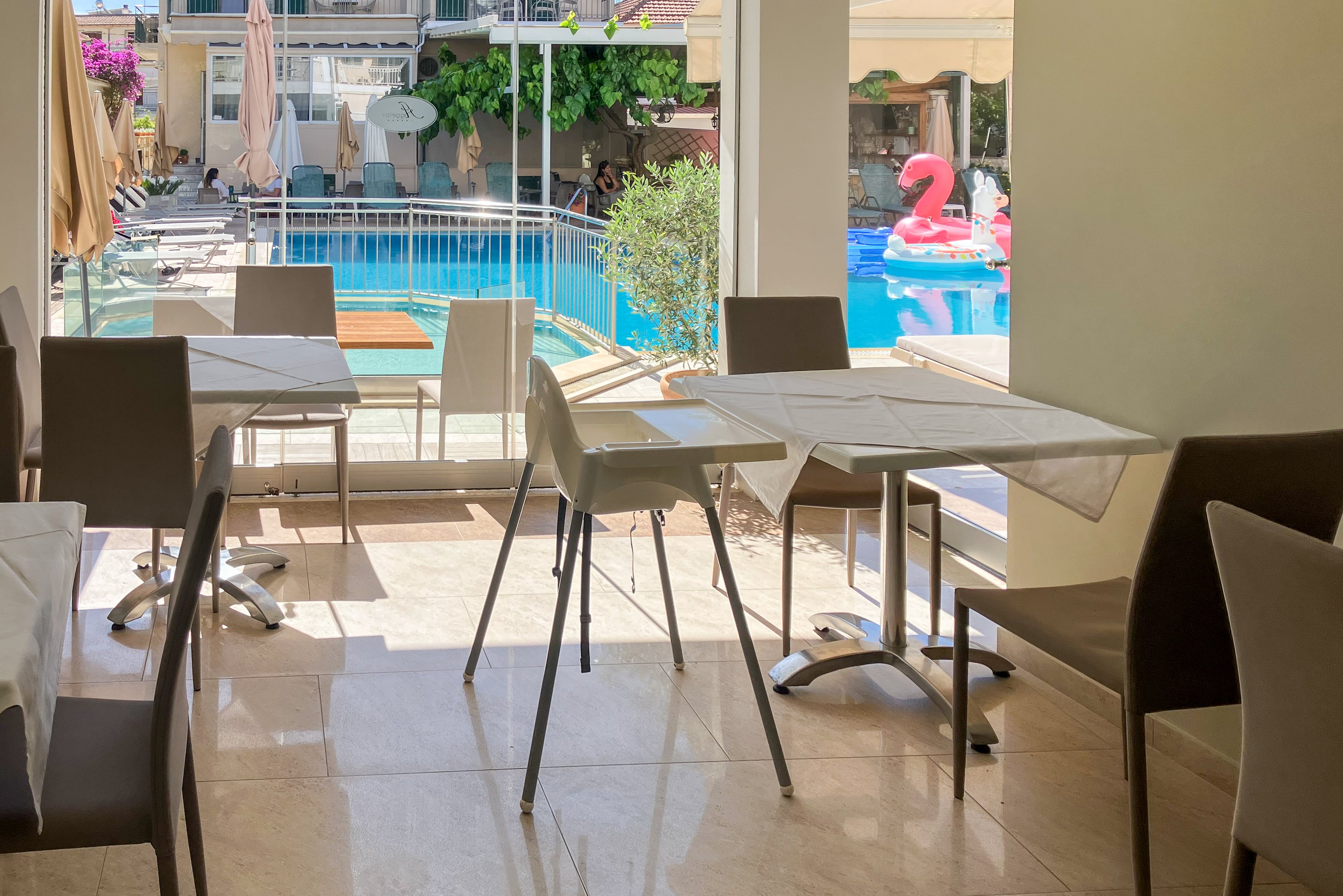 Aggelos Studios & Apartments