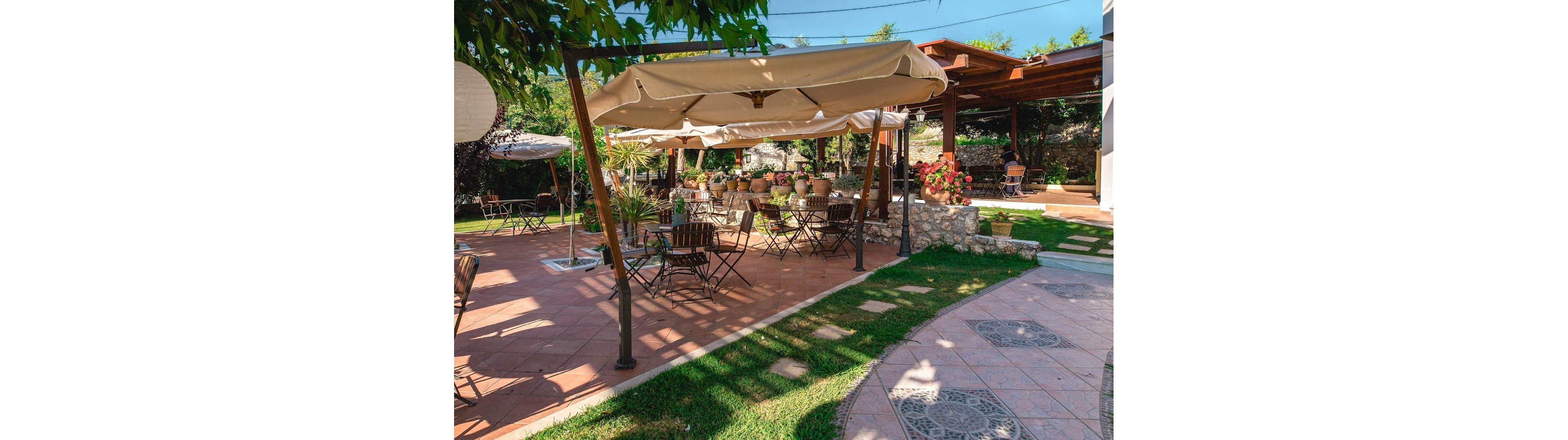 Anemolia Hotel & Stylish Suites