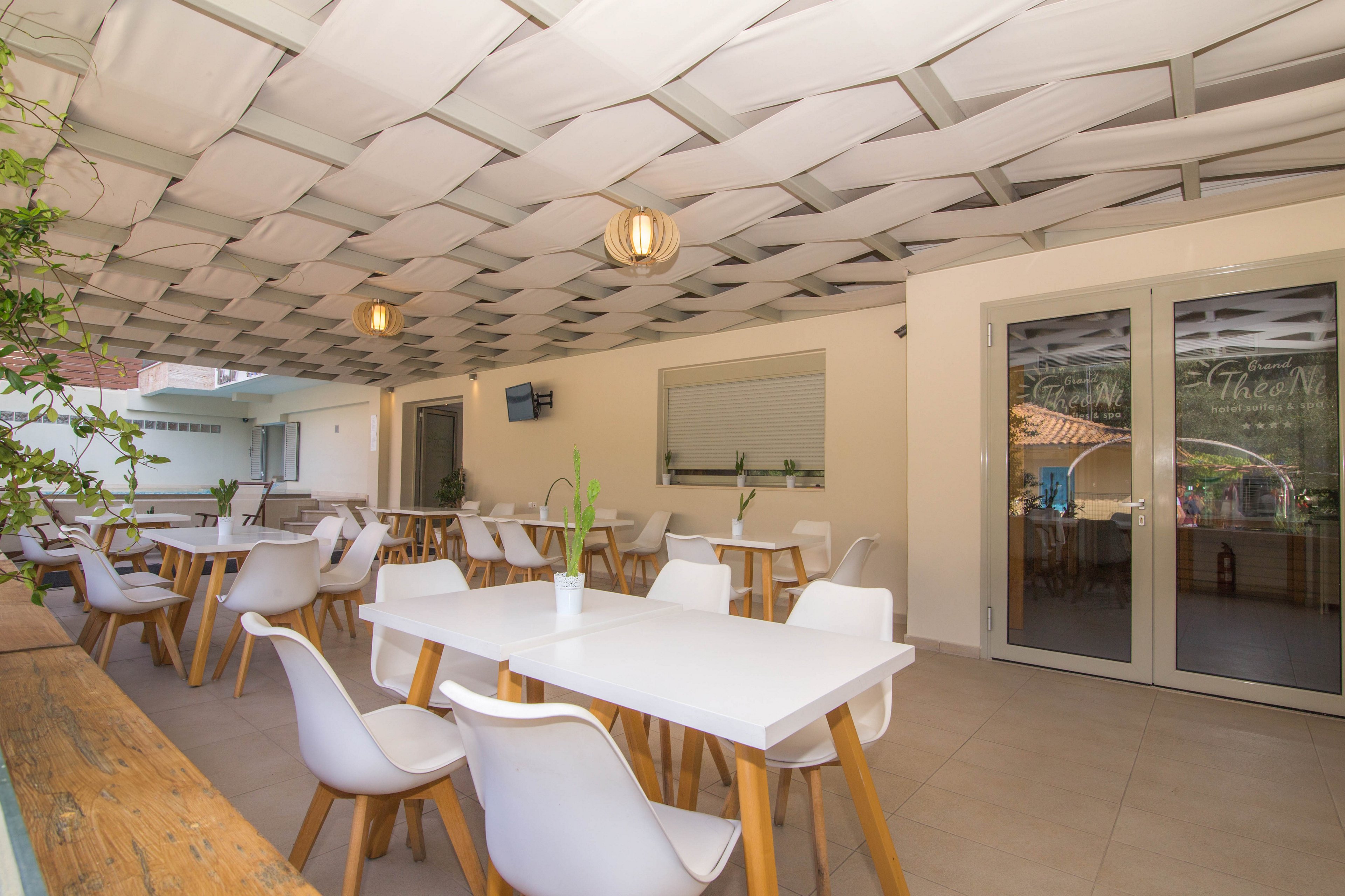 Grand TheoNi Boutique Hotel & Spa