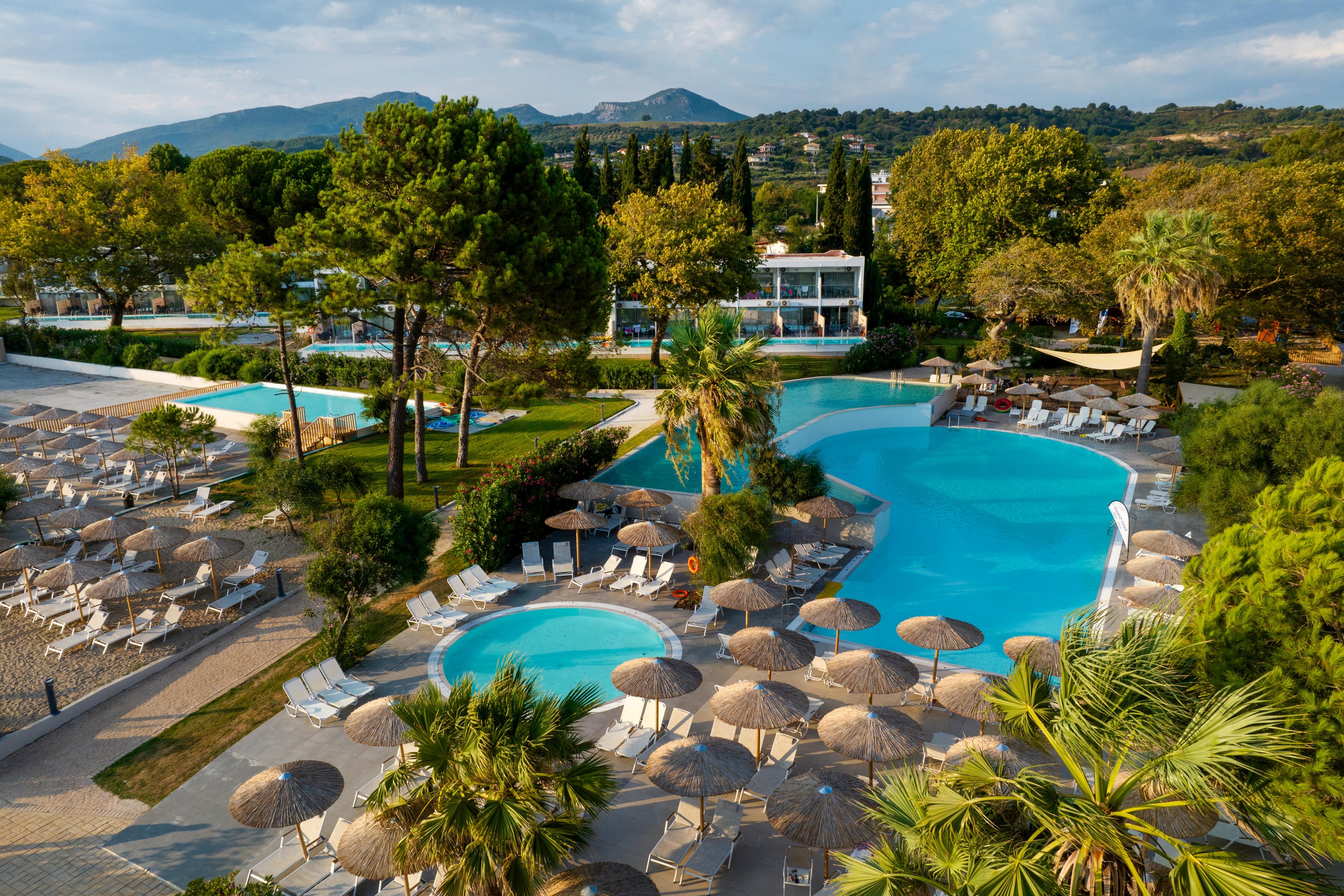 Ninos Grand Beach Resort