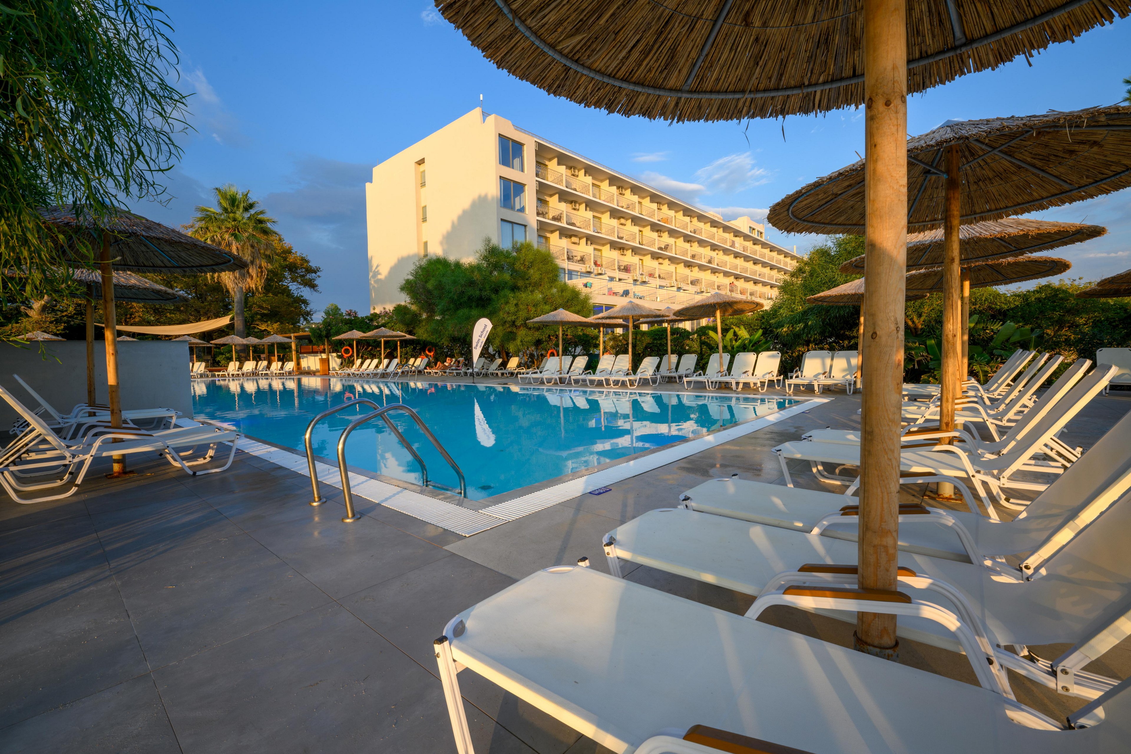 Ninos Grand Beach Resort