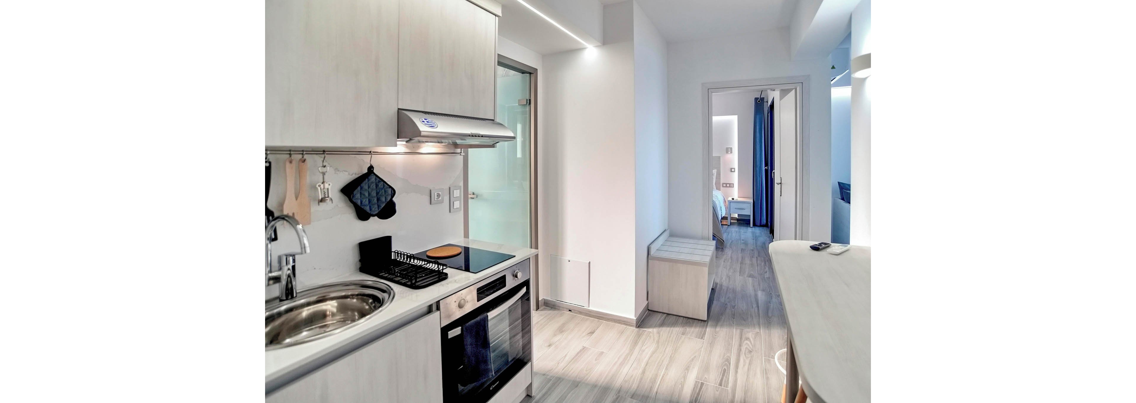 Captain Stavros Suites