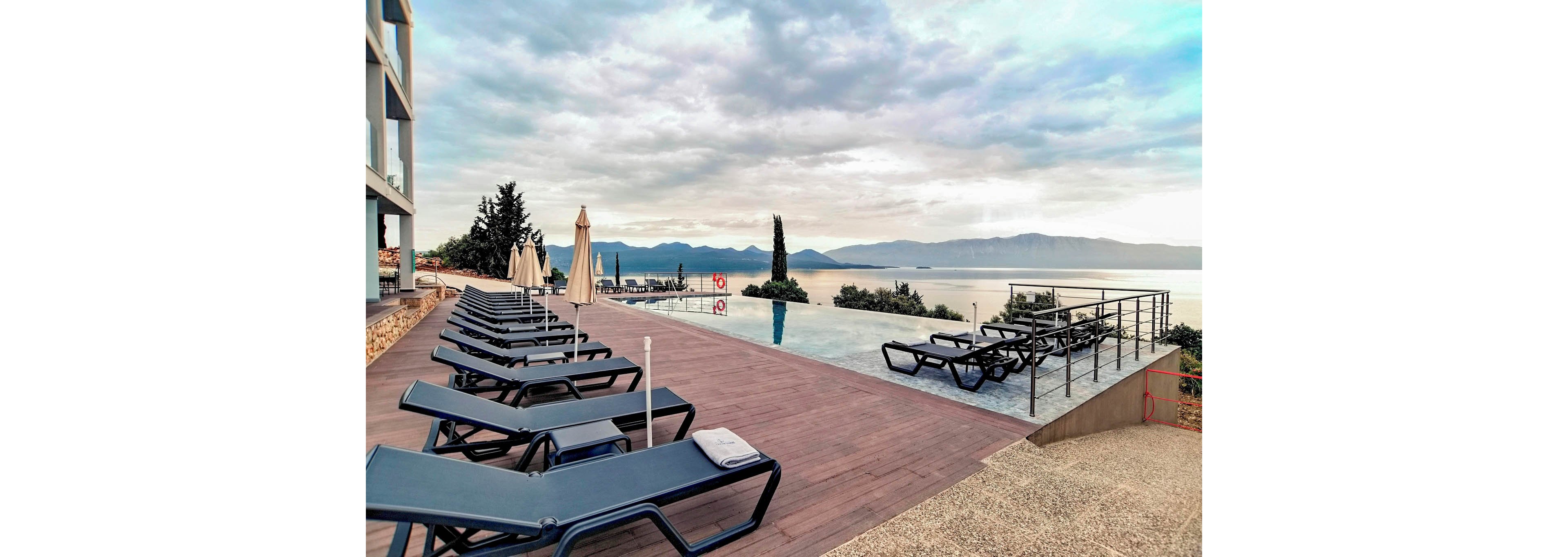 Captain Stavros Suites