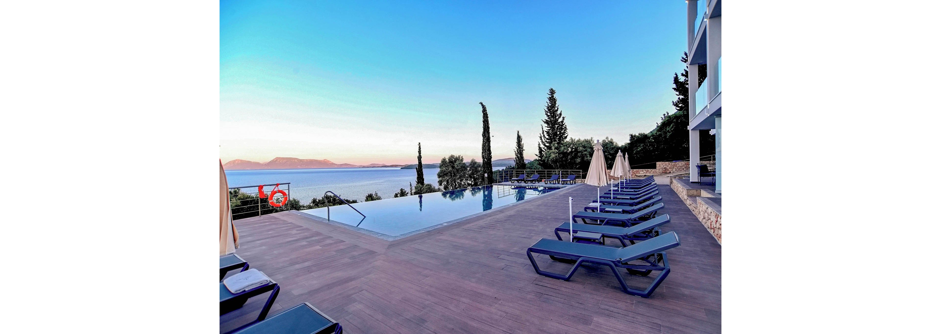 Captain Stavros Suites