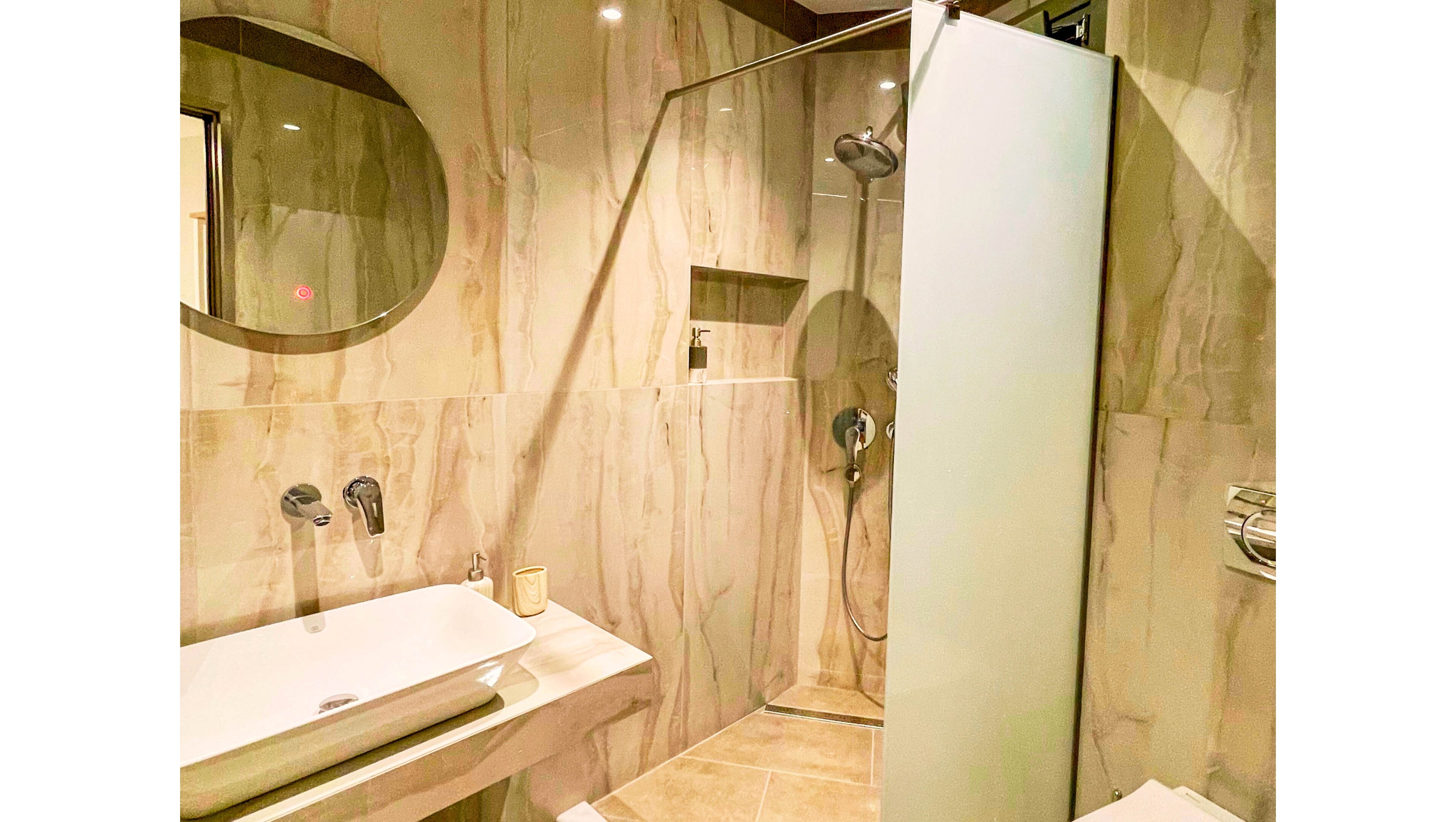 Anax Apartments Parga