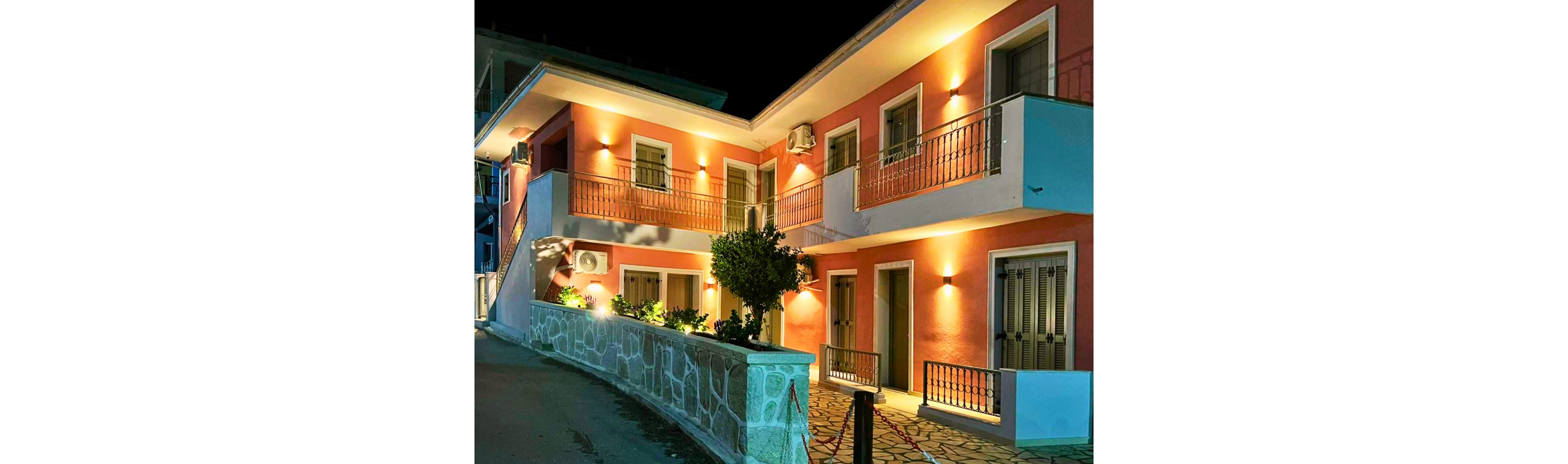 Anax Apartments Parga