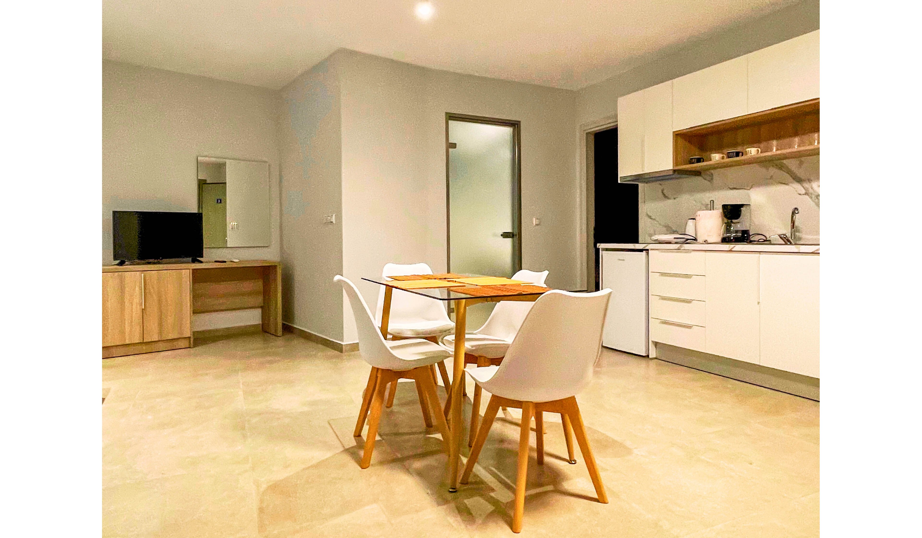 Anax Apartments Parga