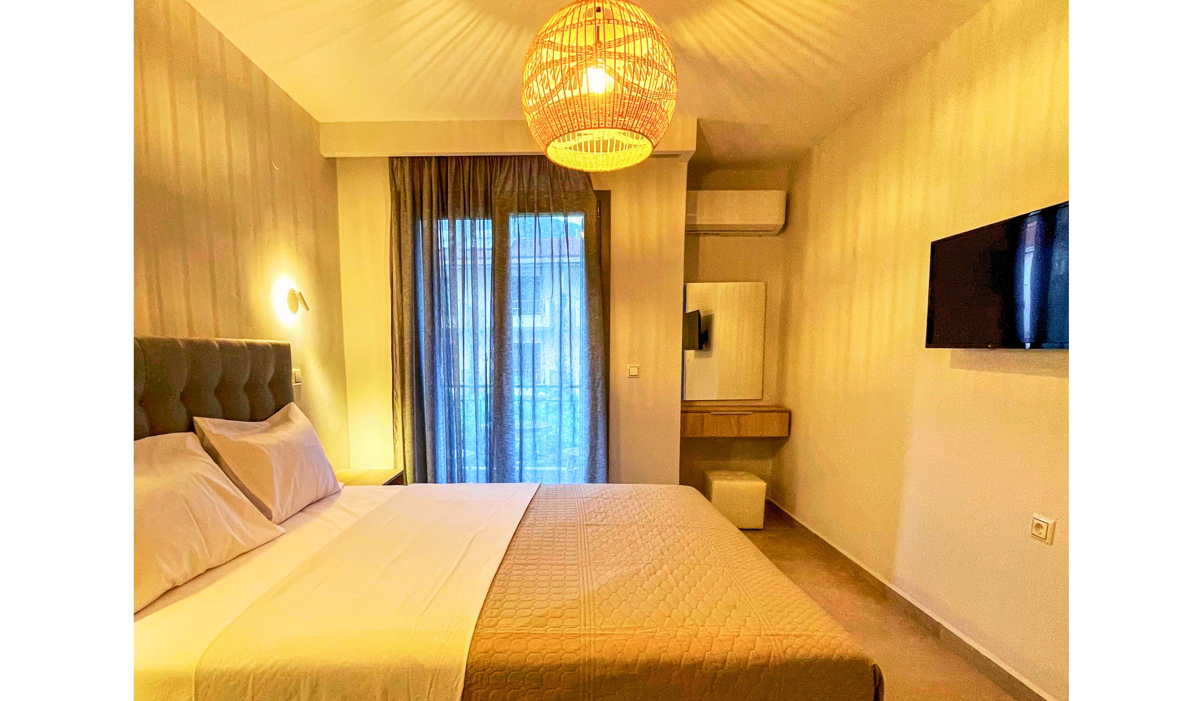 Anax Apartments Parga