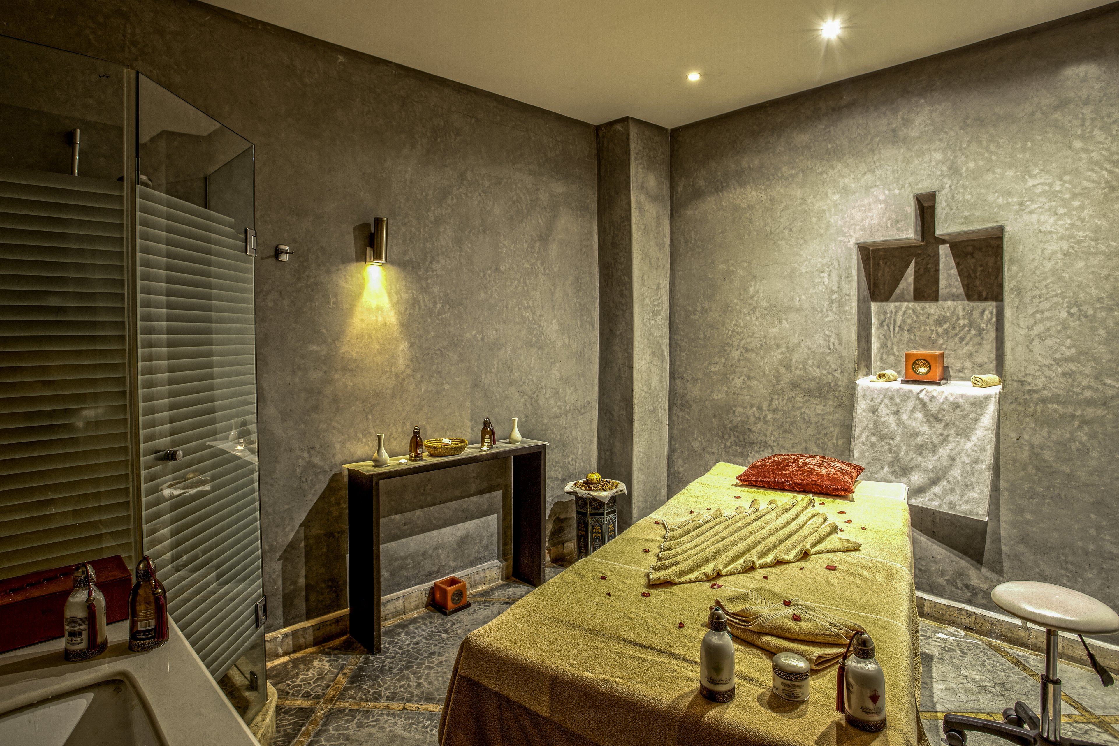 Palm Plaza Hotel & Spa