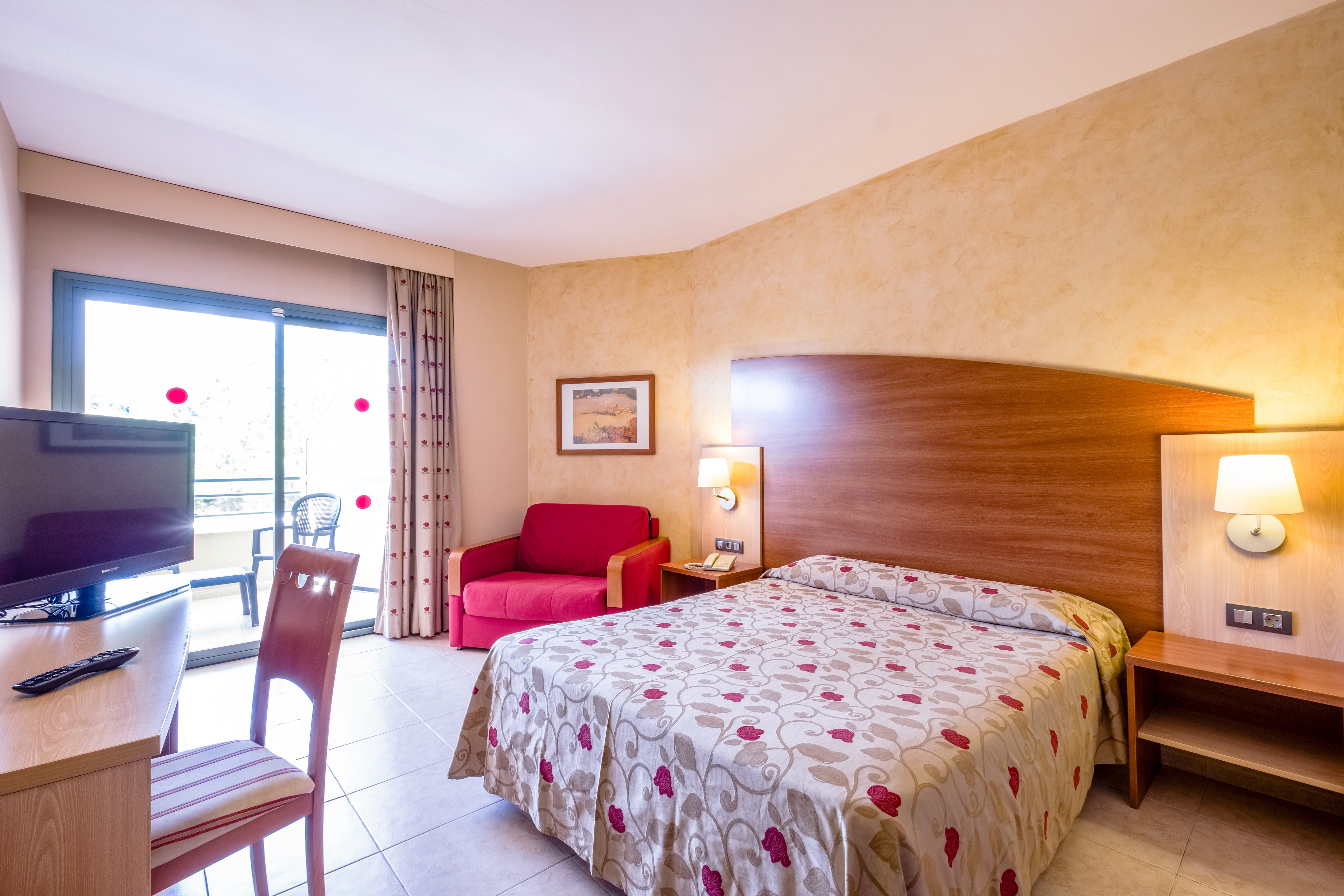 Hotel California Palace