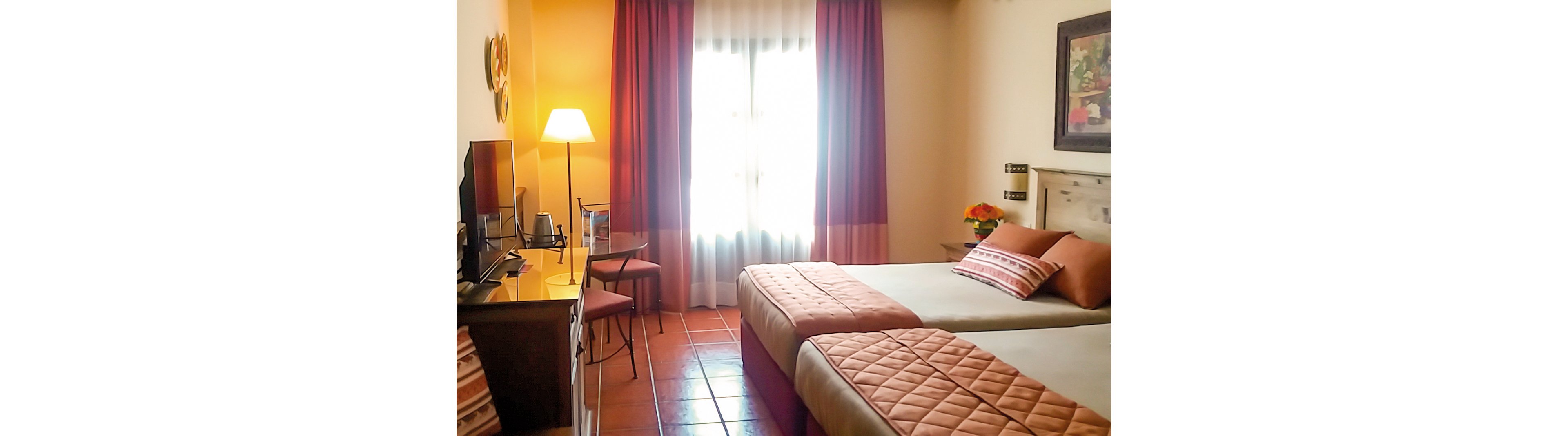 Hotel El Paso & PortAventura Theme Park