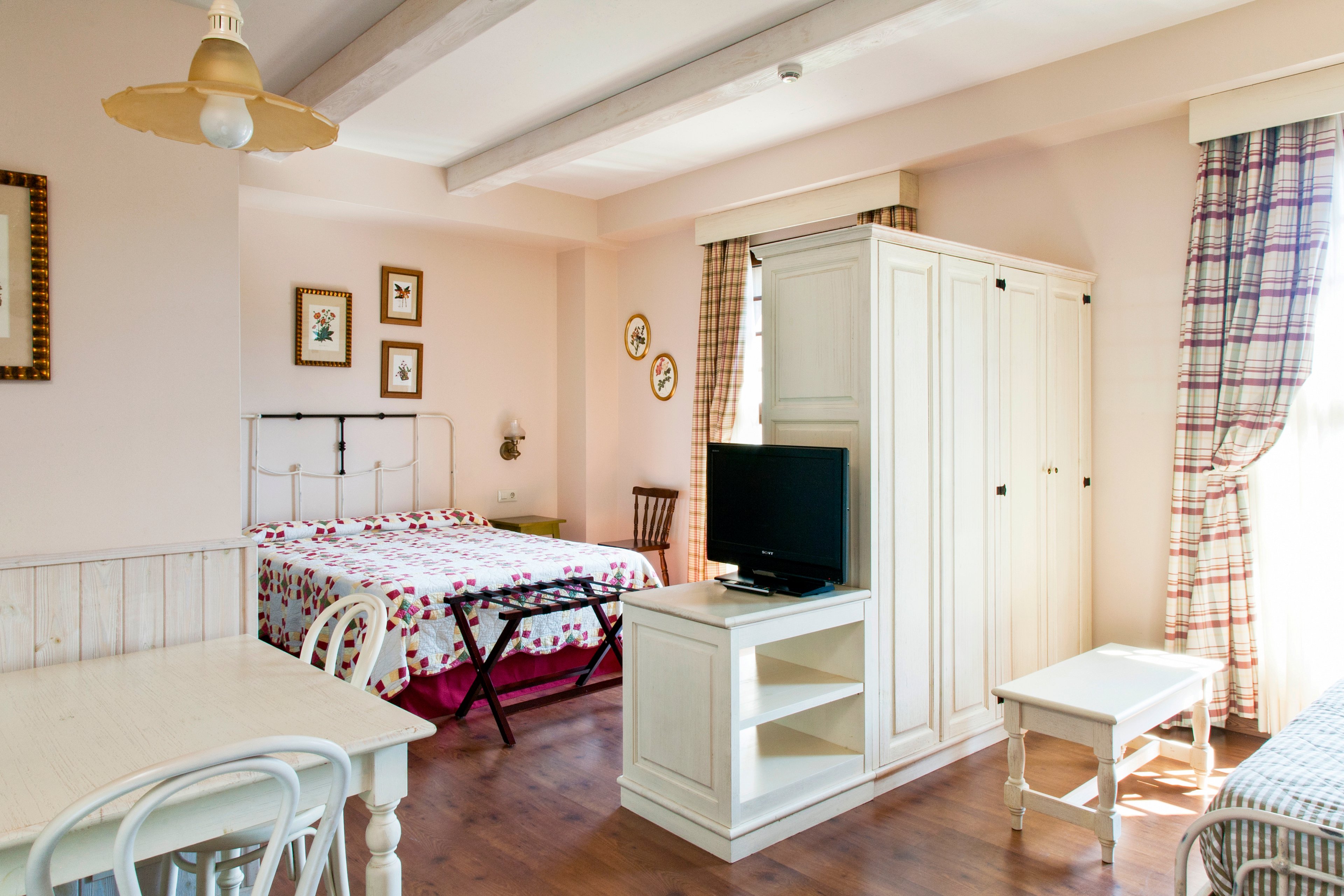 Hotel Gold River & PortAventura Theme Park