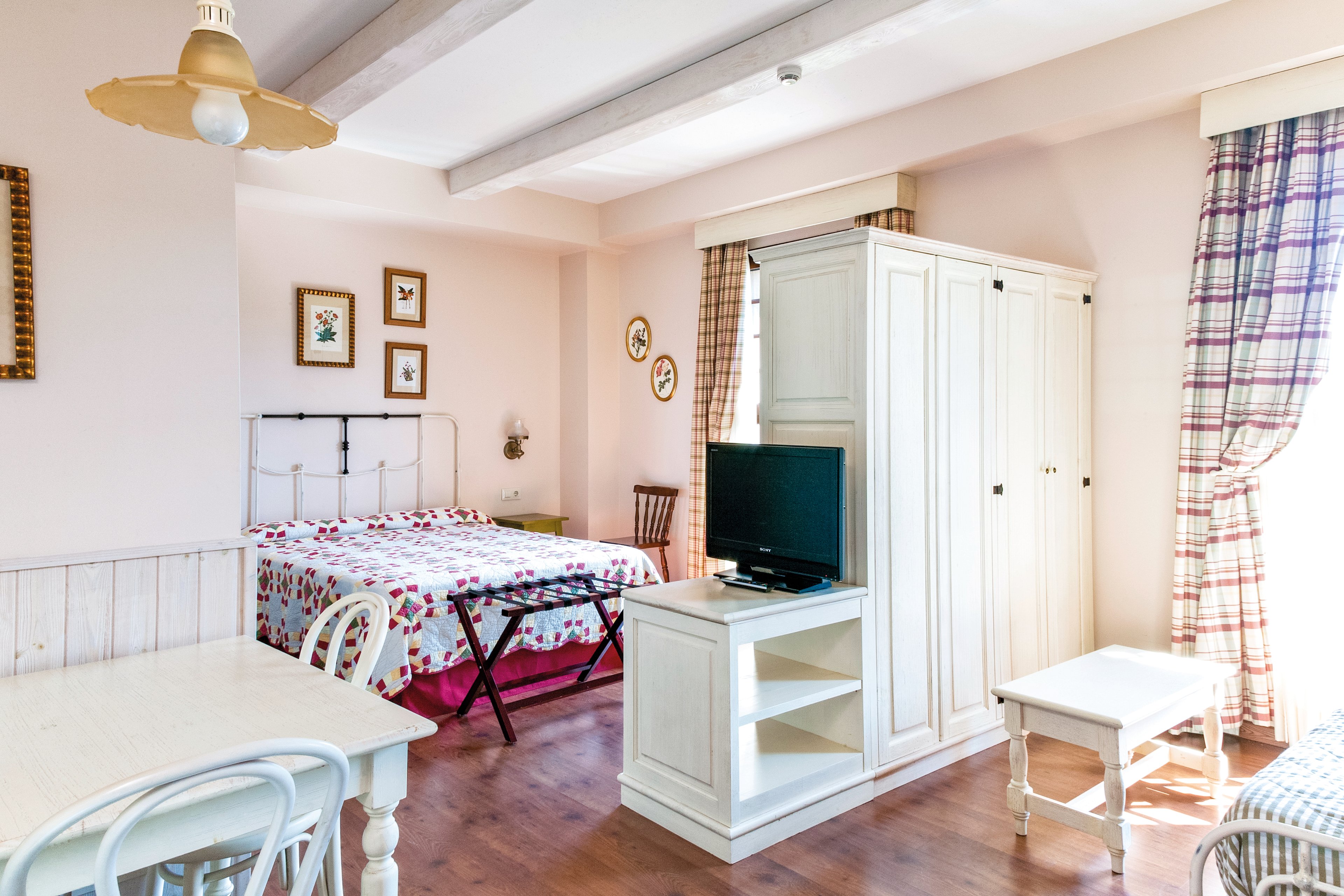 Hotel Gold River & PortAventura Theme Park