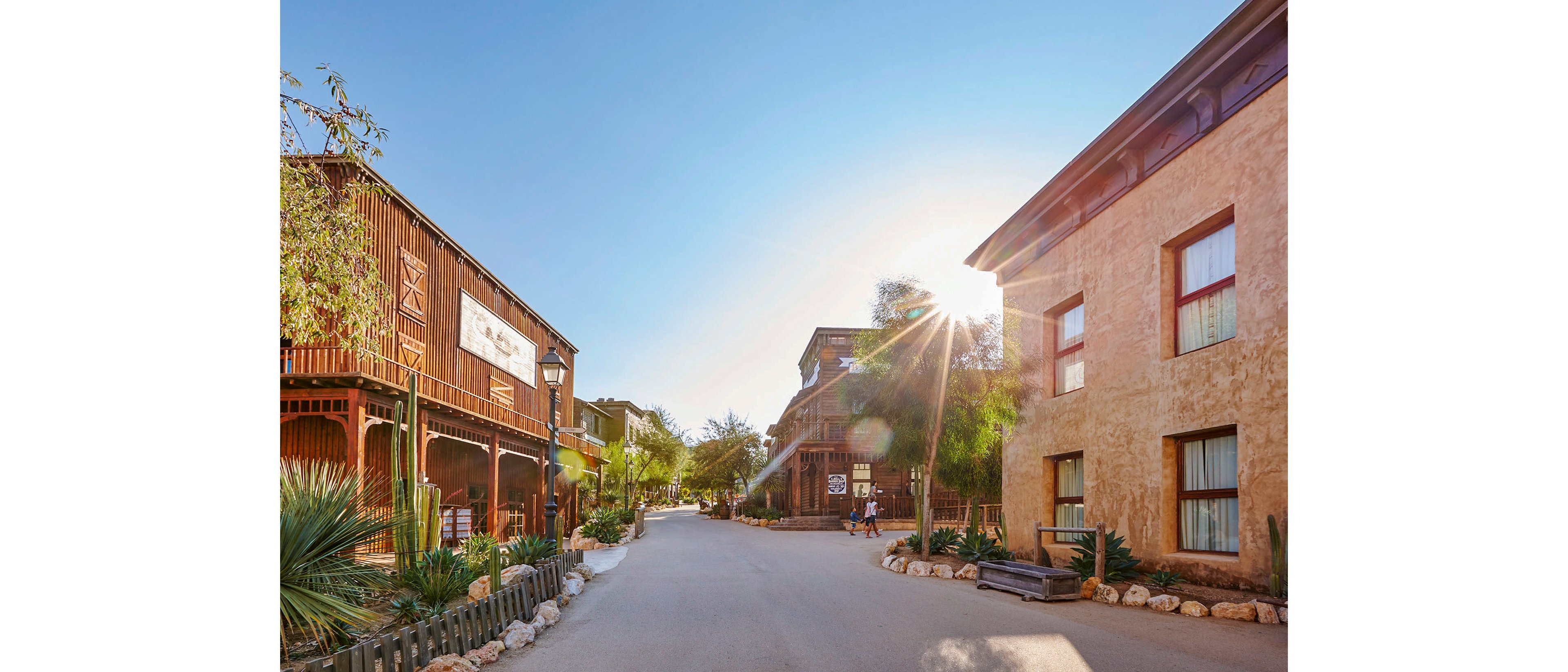 Hotel Gold River & PortAventura Theme Park