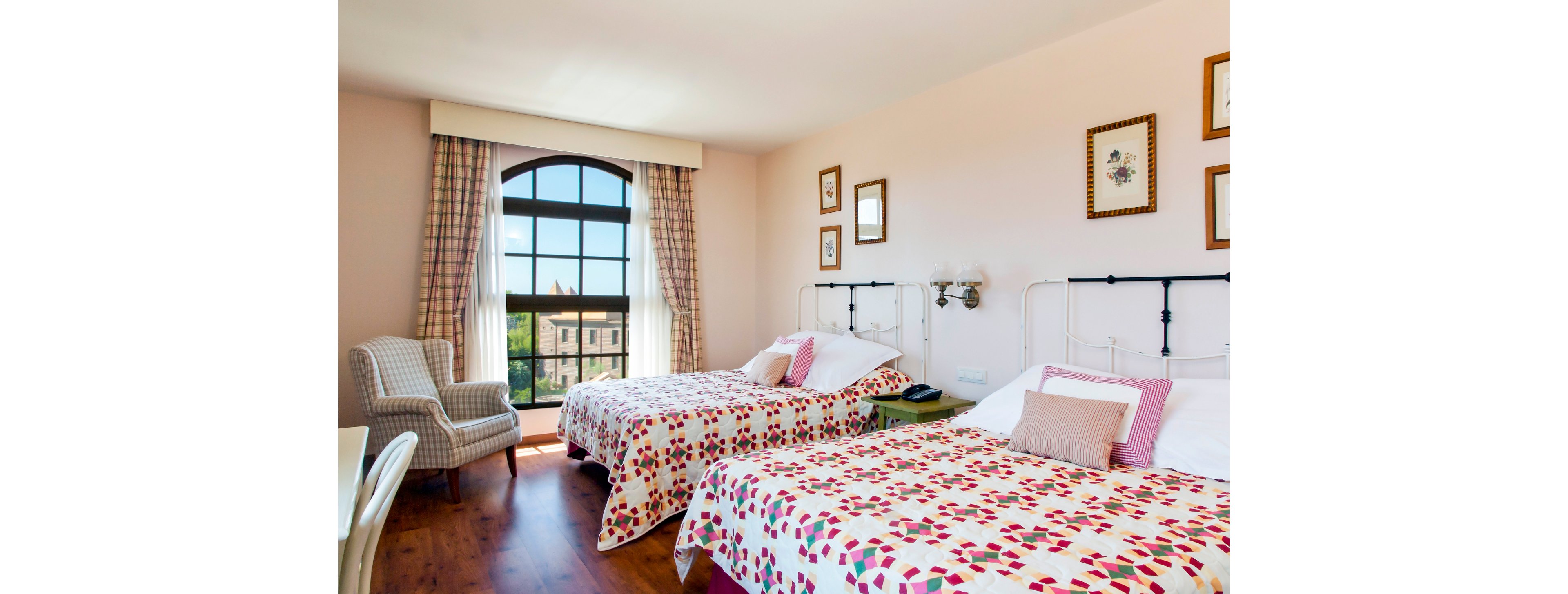 Hotel Gold River & PortAventura Theme Park