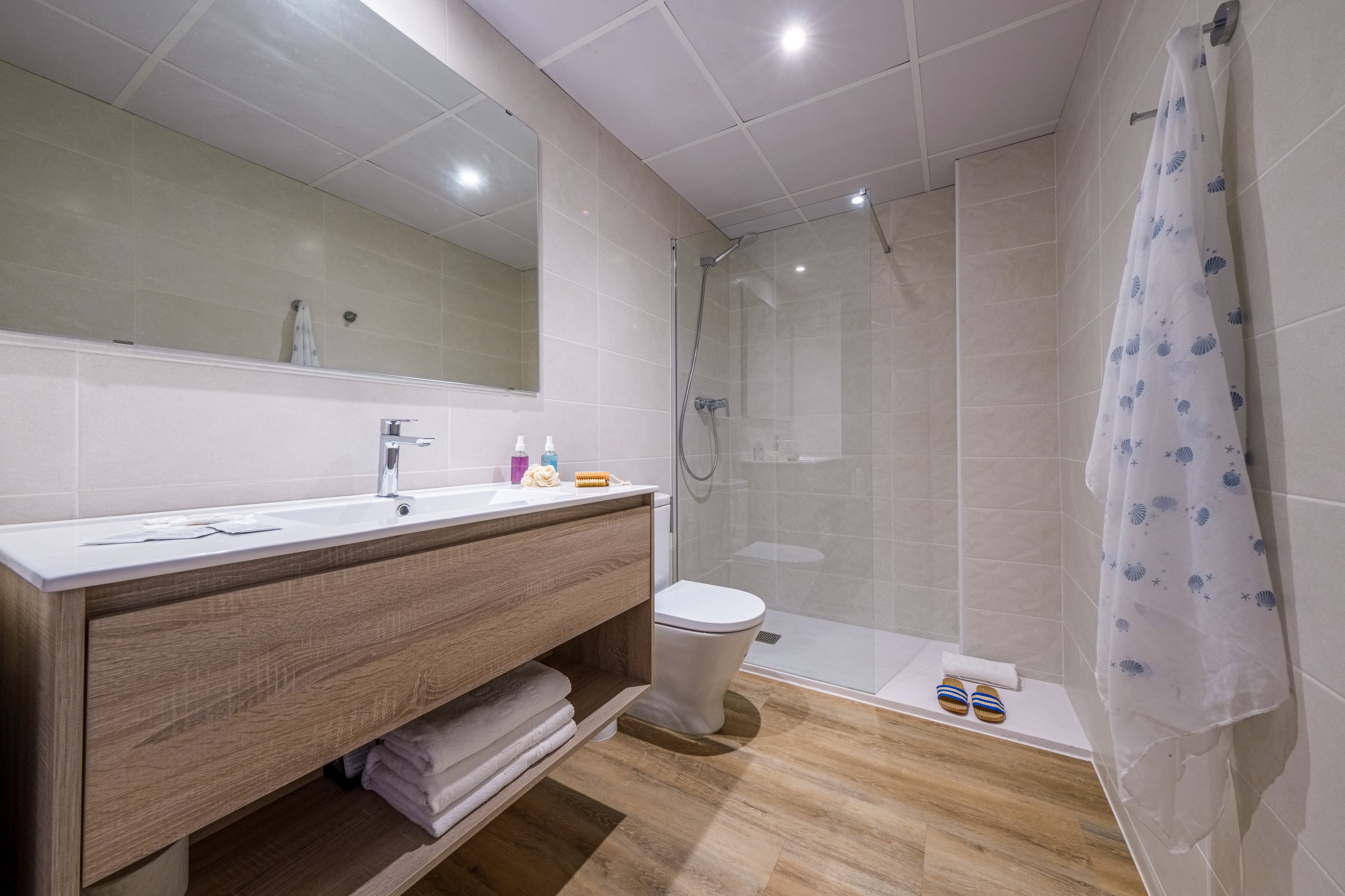 California Apartments