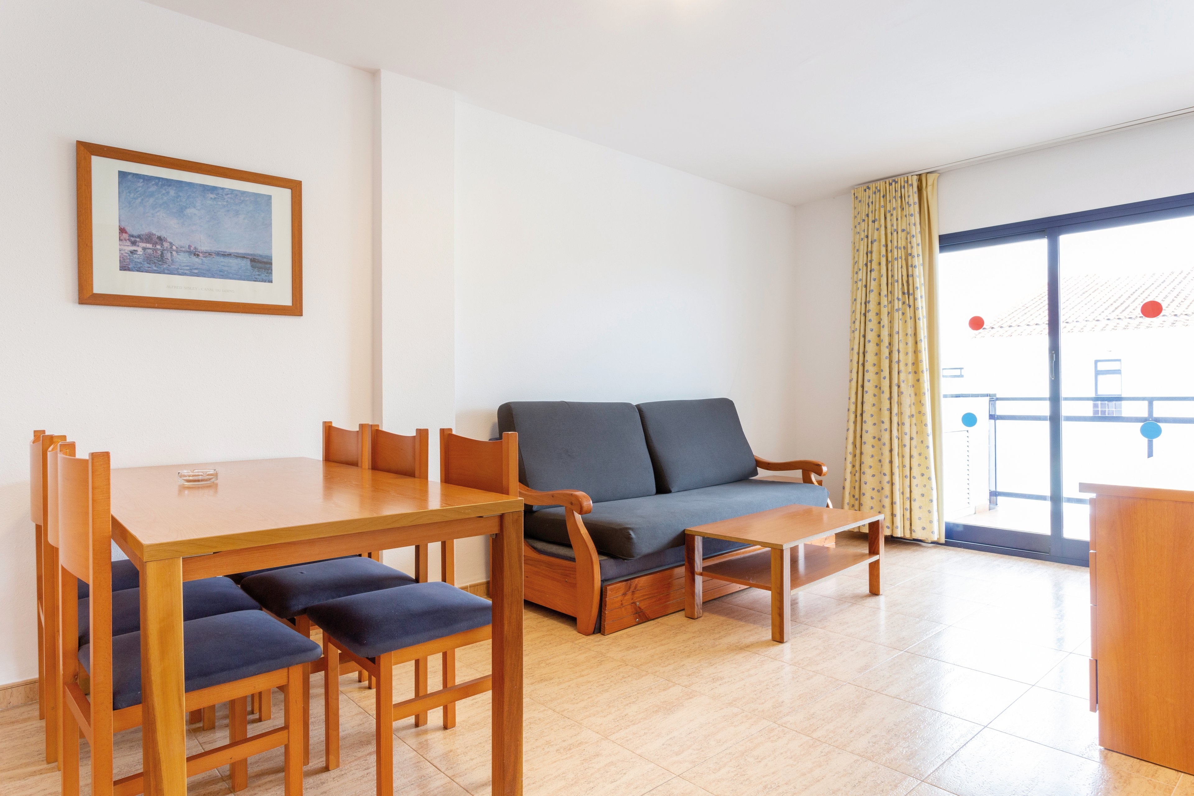 Pins Platja Apartments