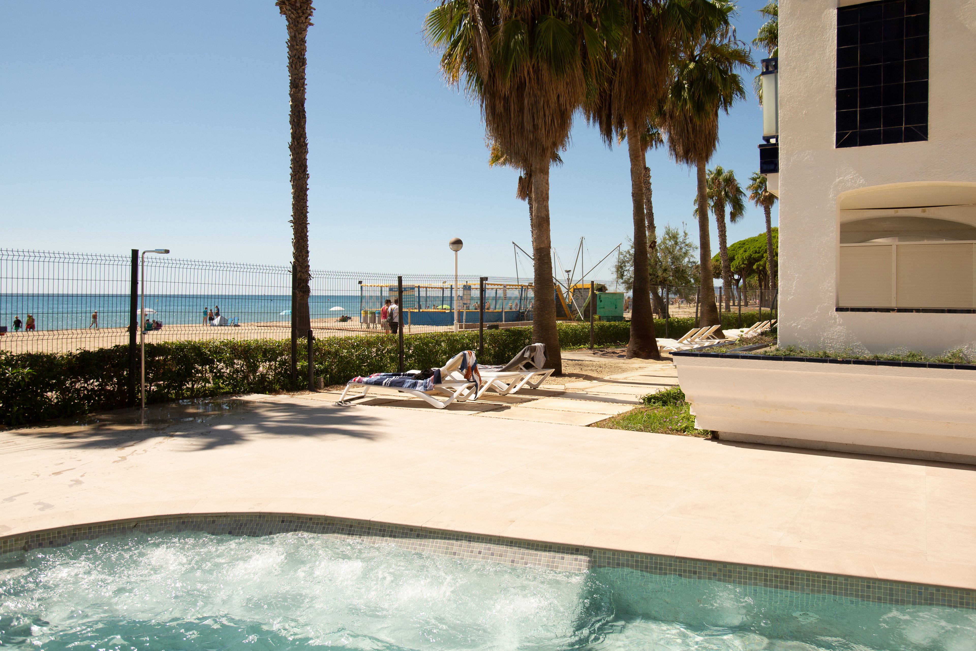 Pins Platja Apartments