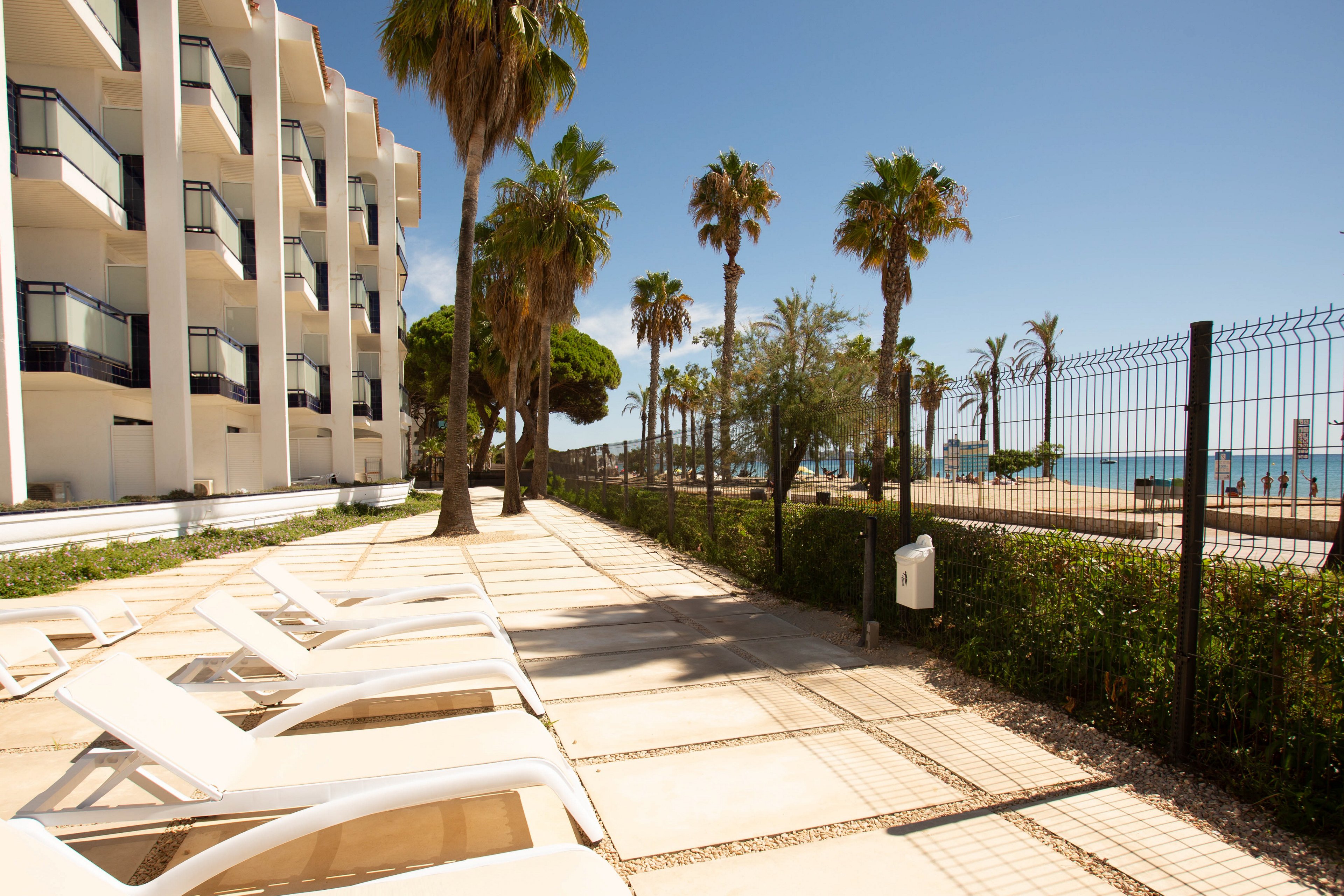 Pins Platja Apartments