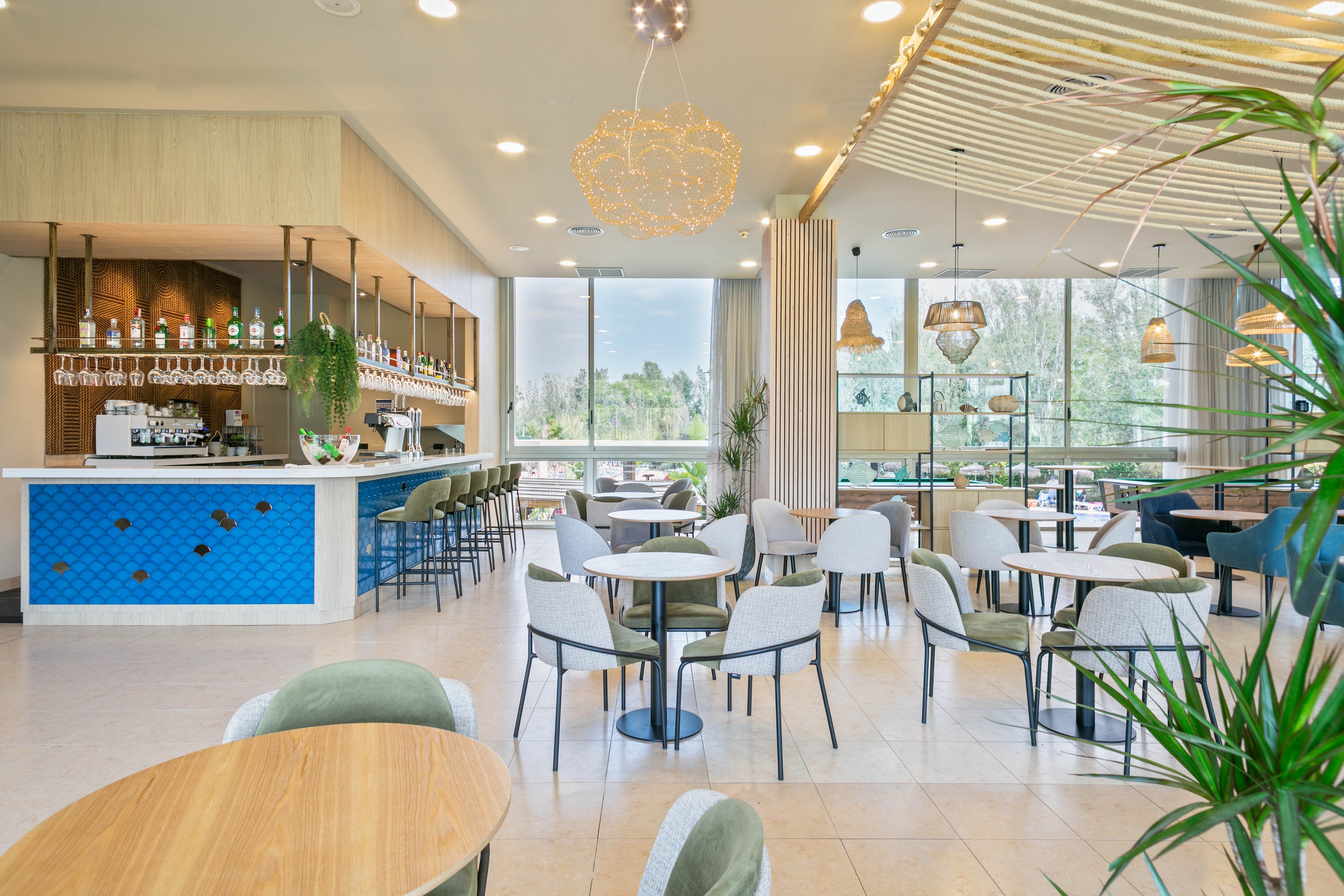 Sol Costa Daurada & PortAventura Theme Park