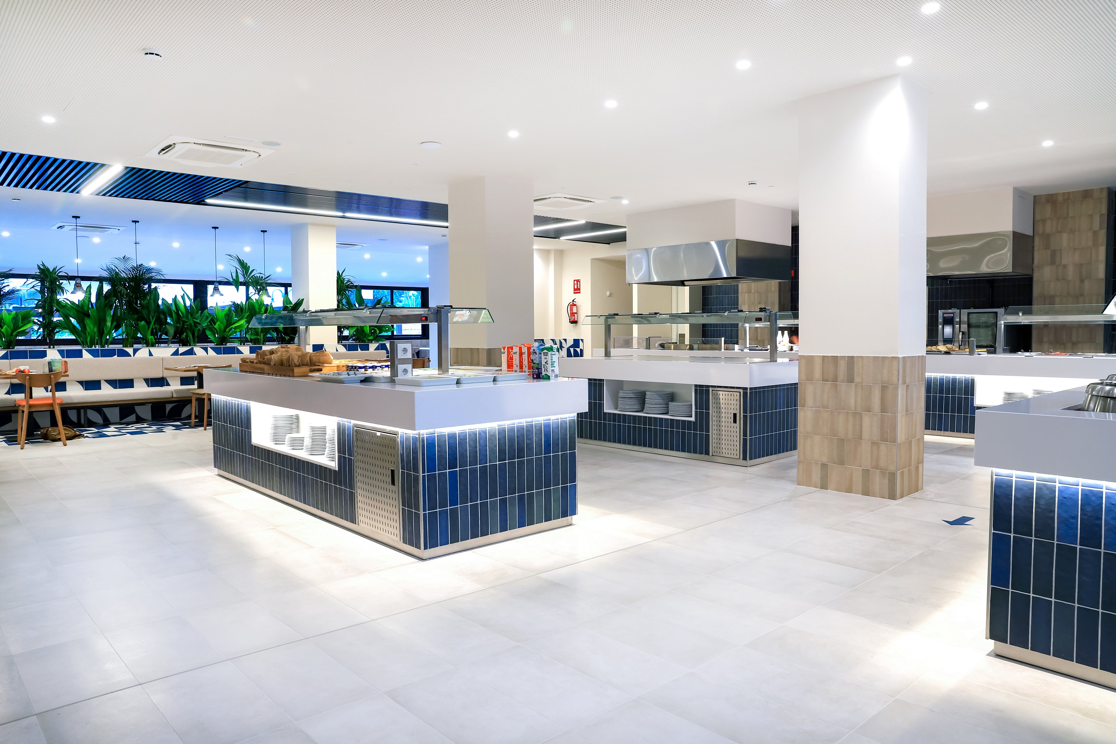 Hotel Eurosalou & PortAventura Theme Park