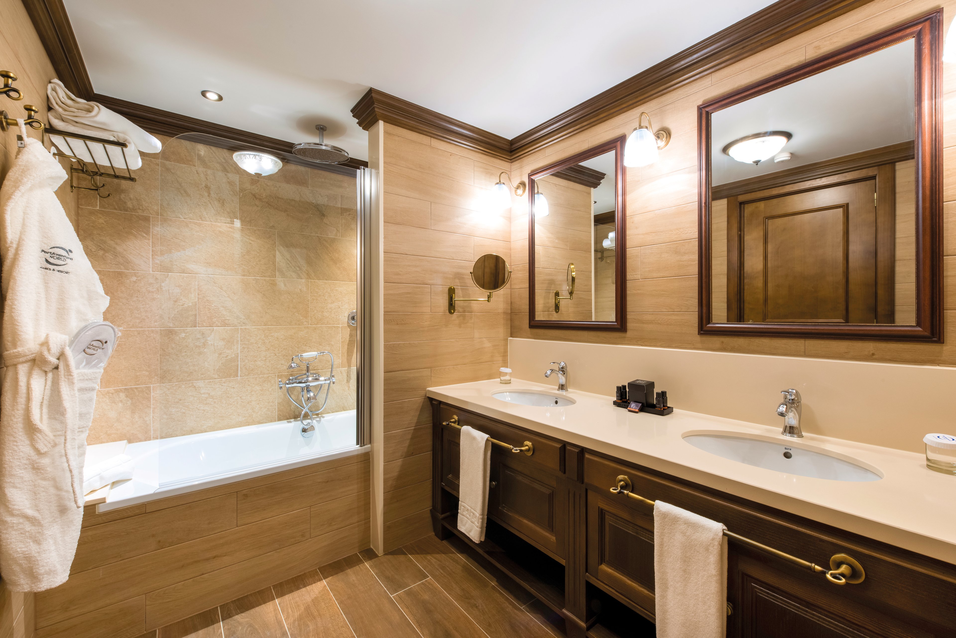 Hotel Colorado Creek & PortAventura Theme Park