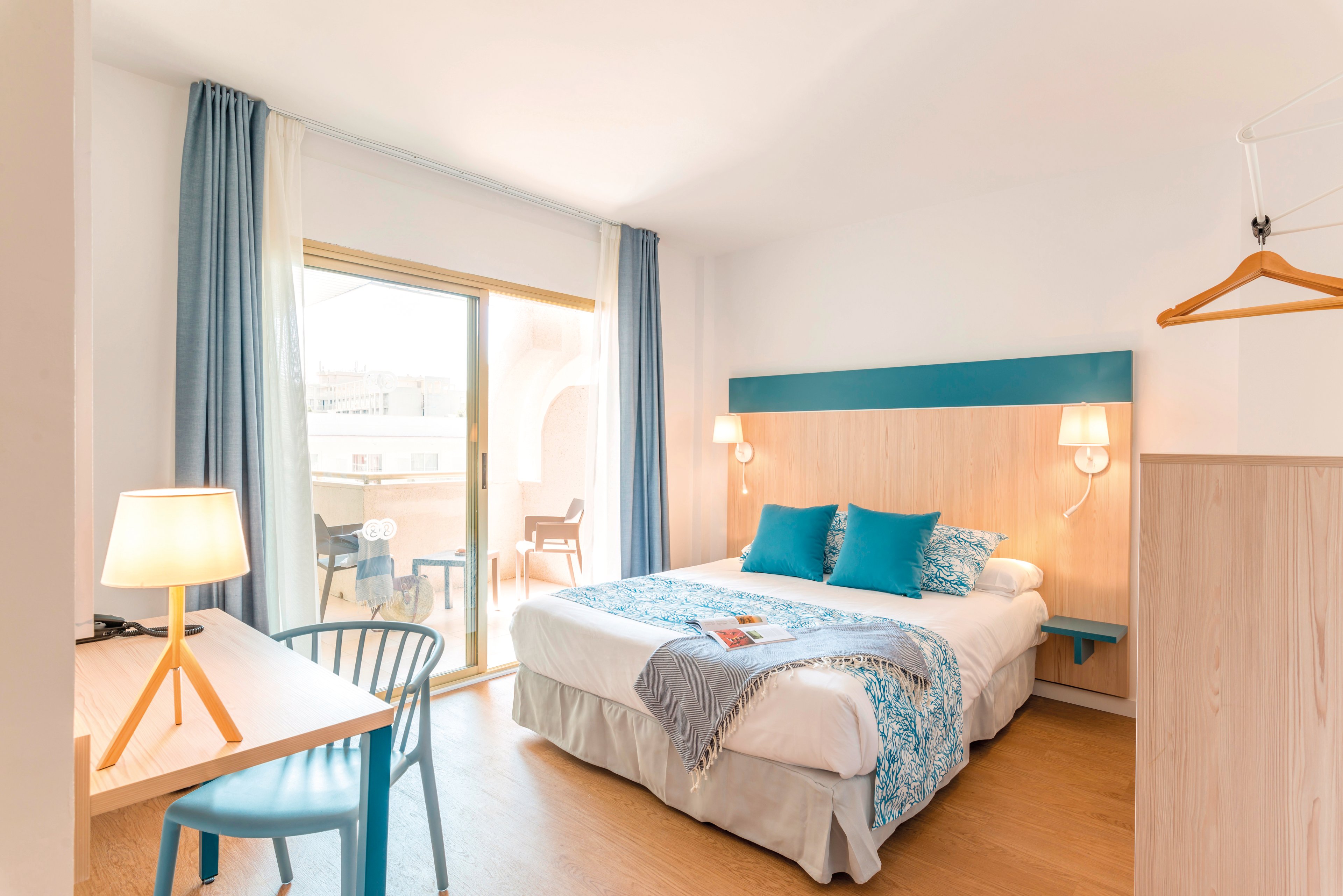 Rentalmar Salou Beach