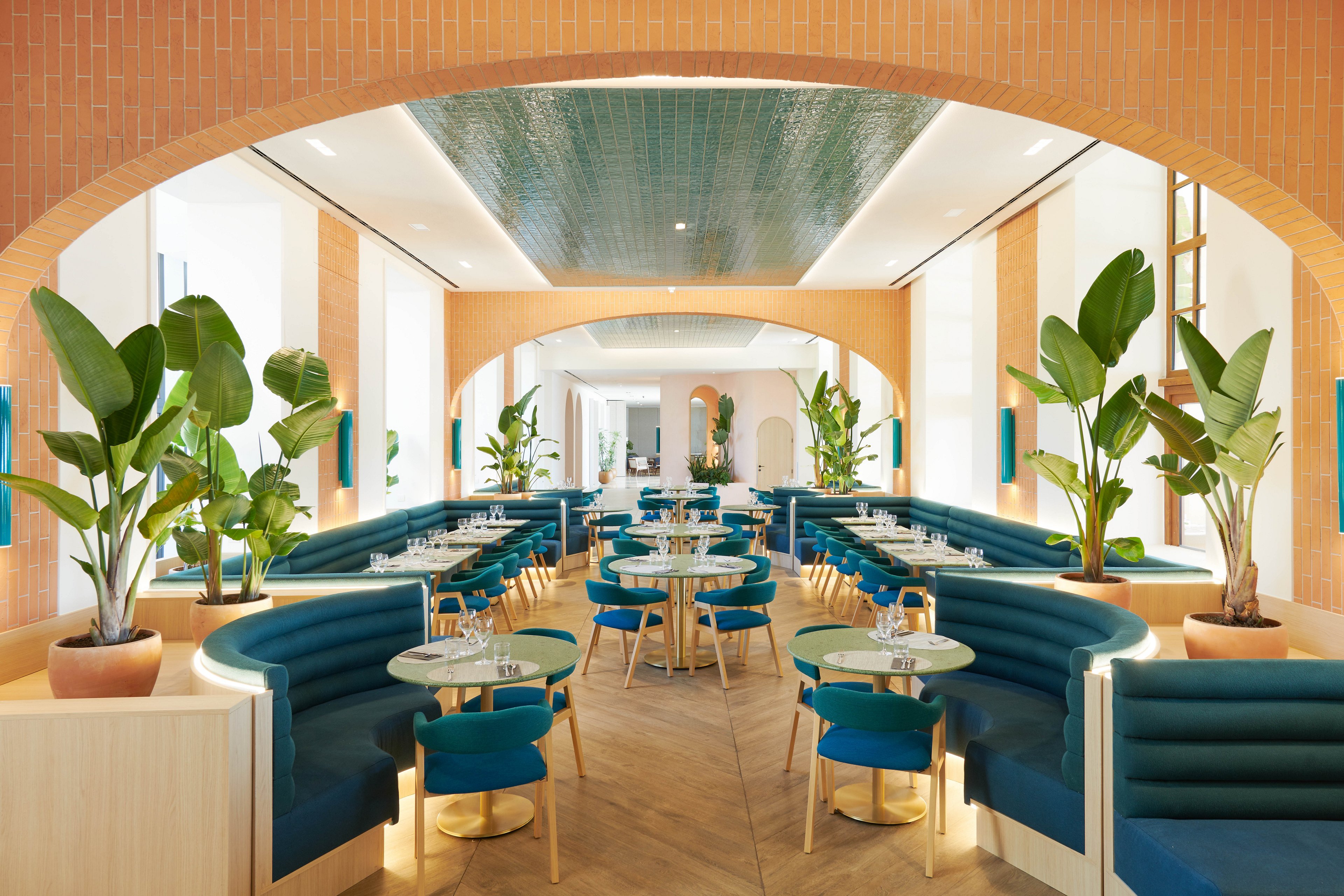 Le Meridien Ra Beach Hotel & Spa