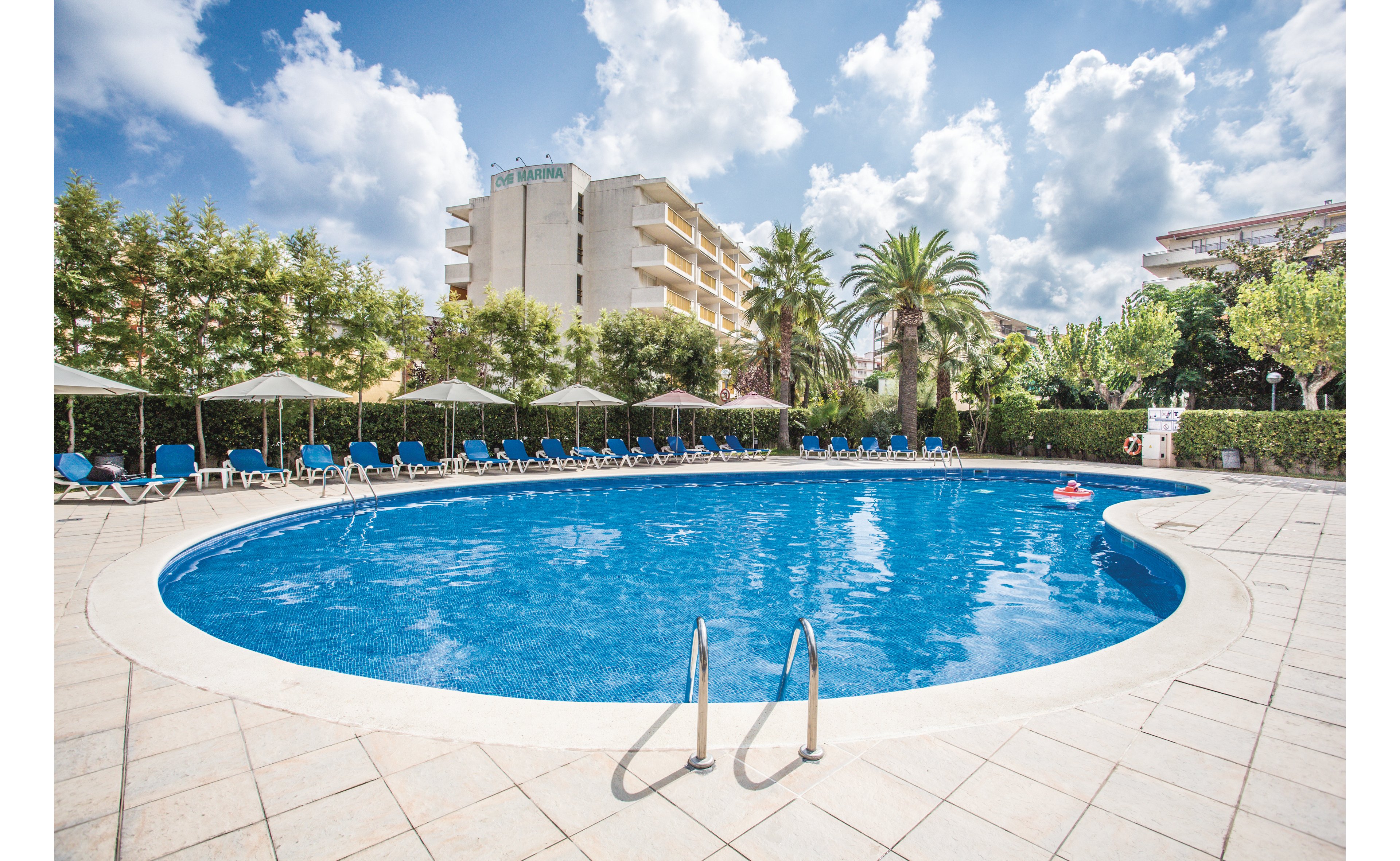 Pineda Park Apartments & Aquopolis Waterpark