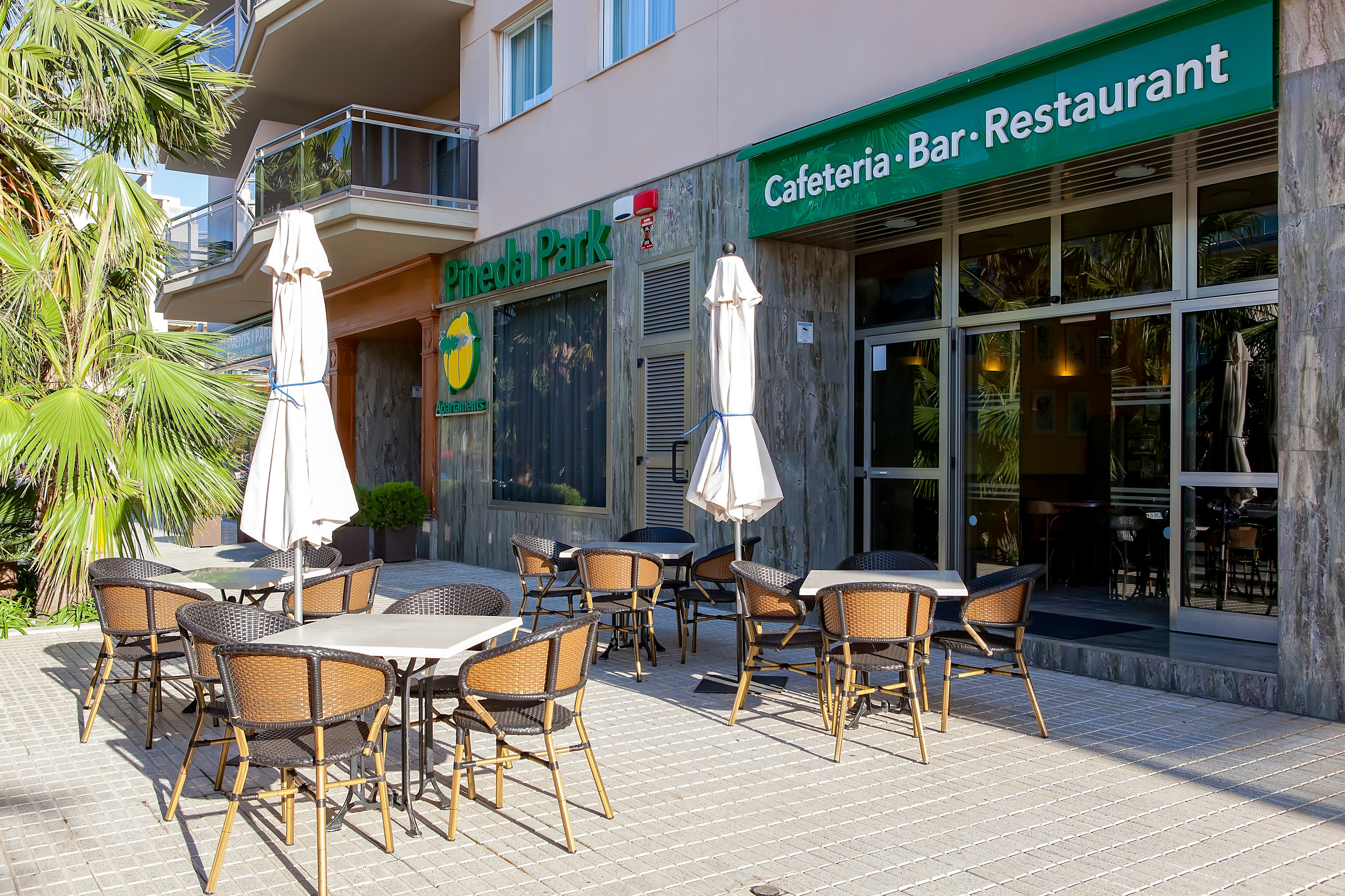 Pineda Park Apartments & Aquopolis Waterpark