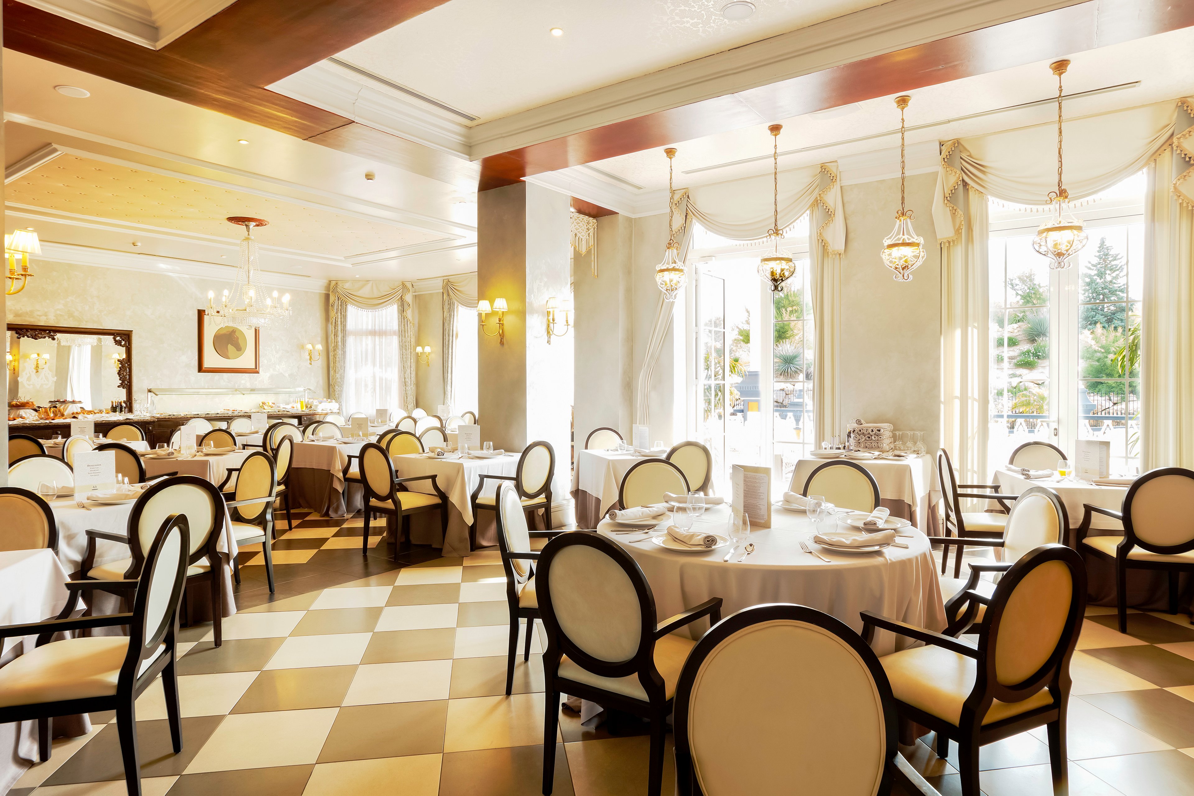 Mansion De Lucy & PortAventura Theme Park