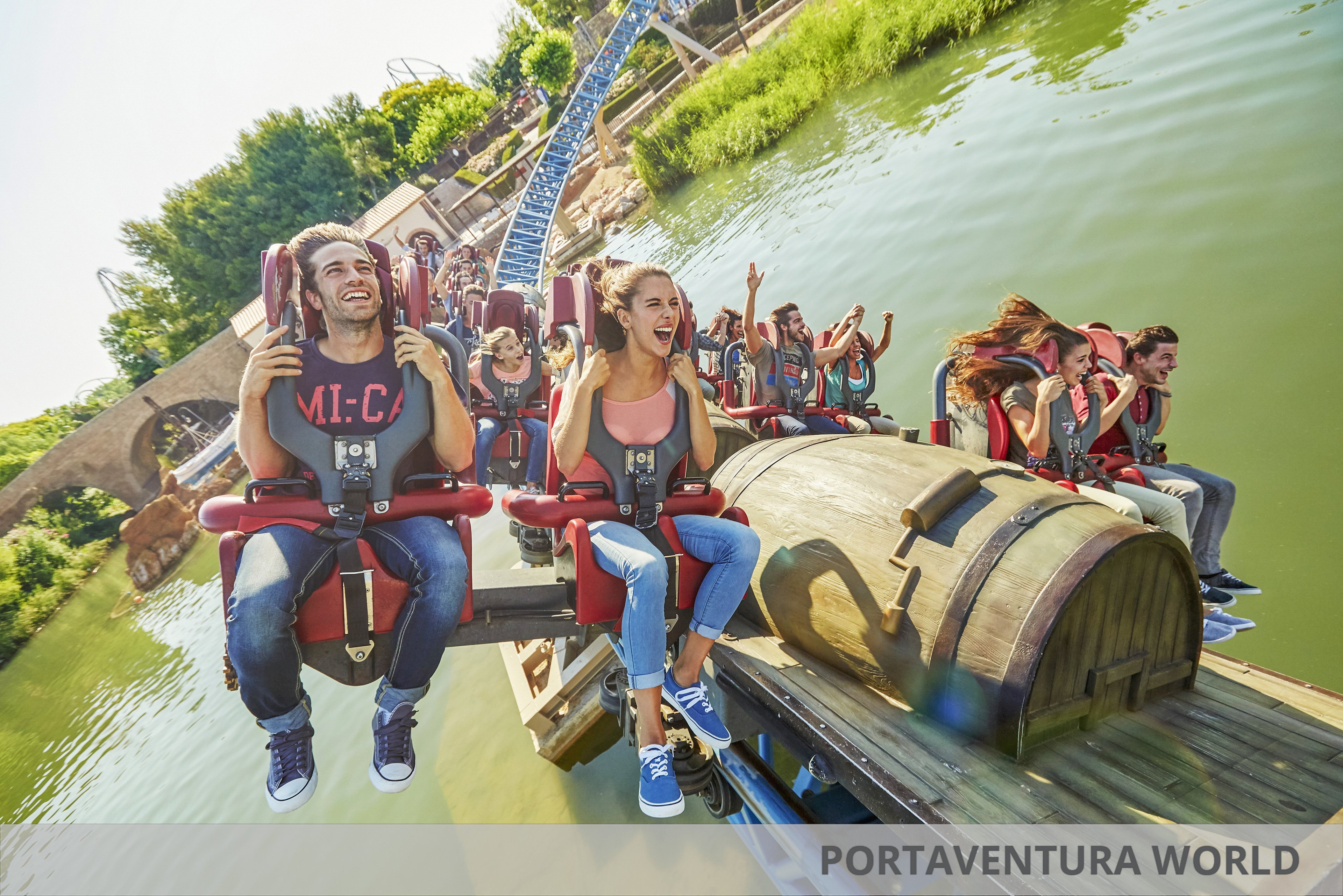 Festival Village Apartments & PortAventura Theme Park